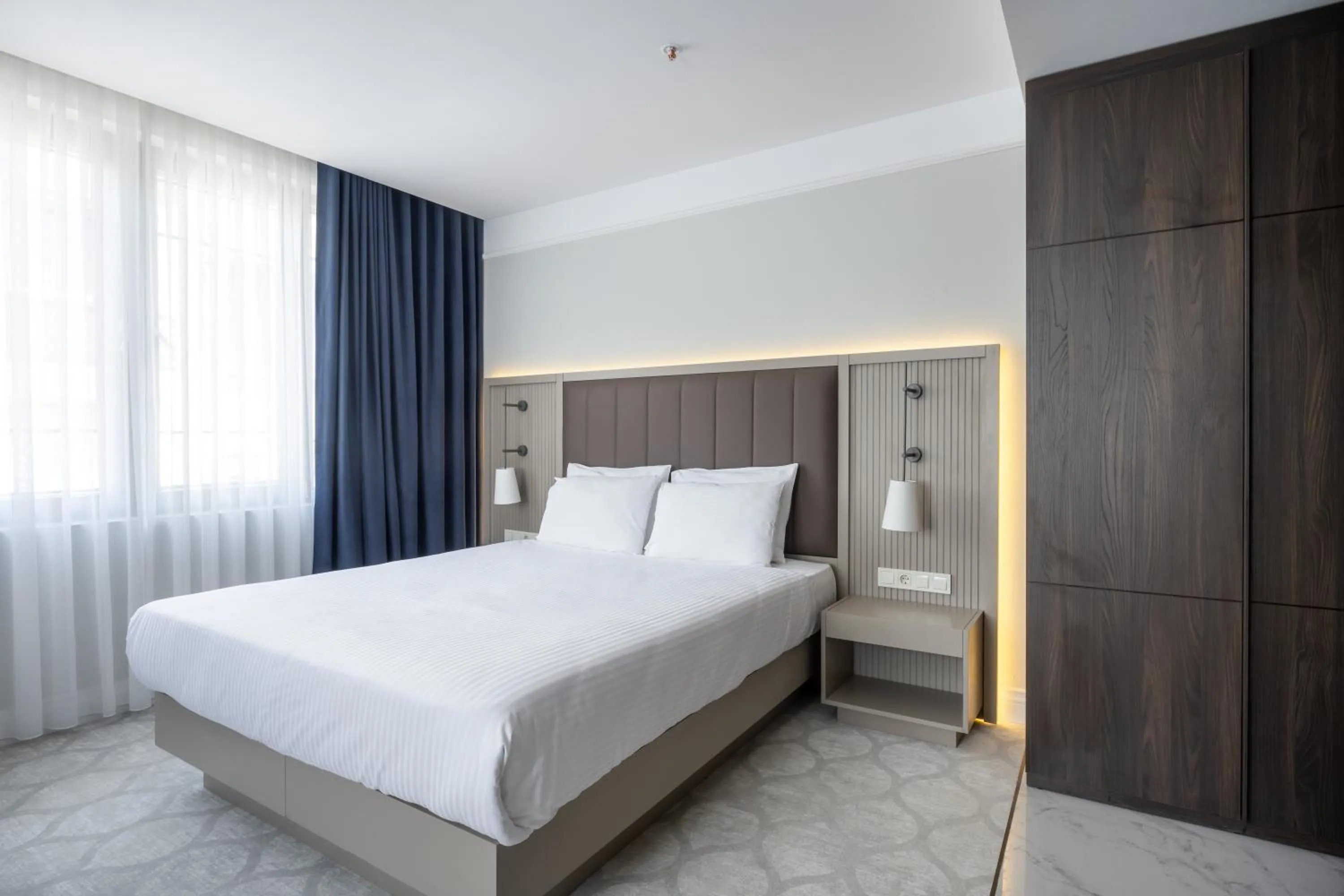 Bed in Noble Pangaltı