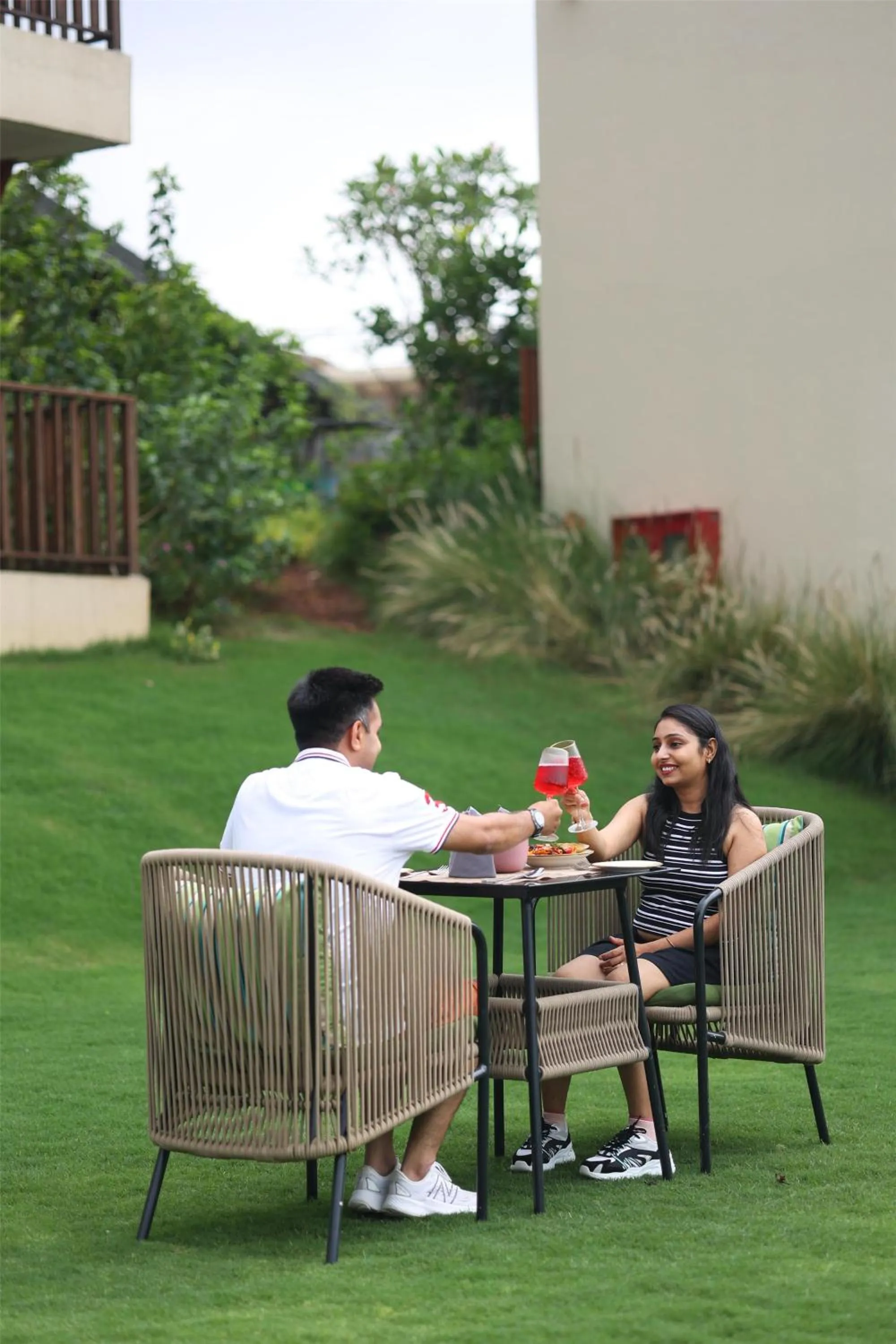 Restaurant/places to eat in Radisson Resort Hatgad Saputara