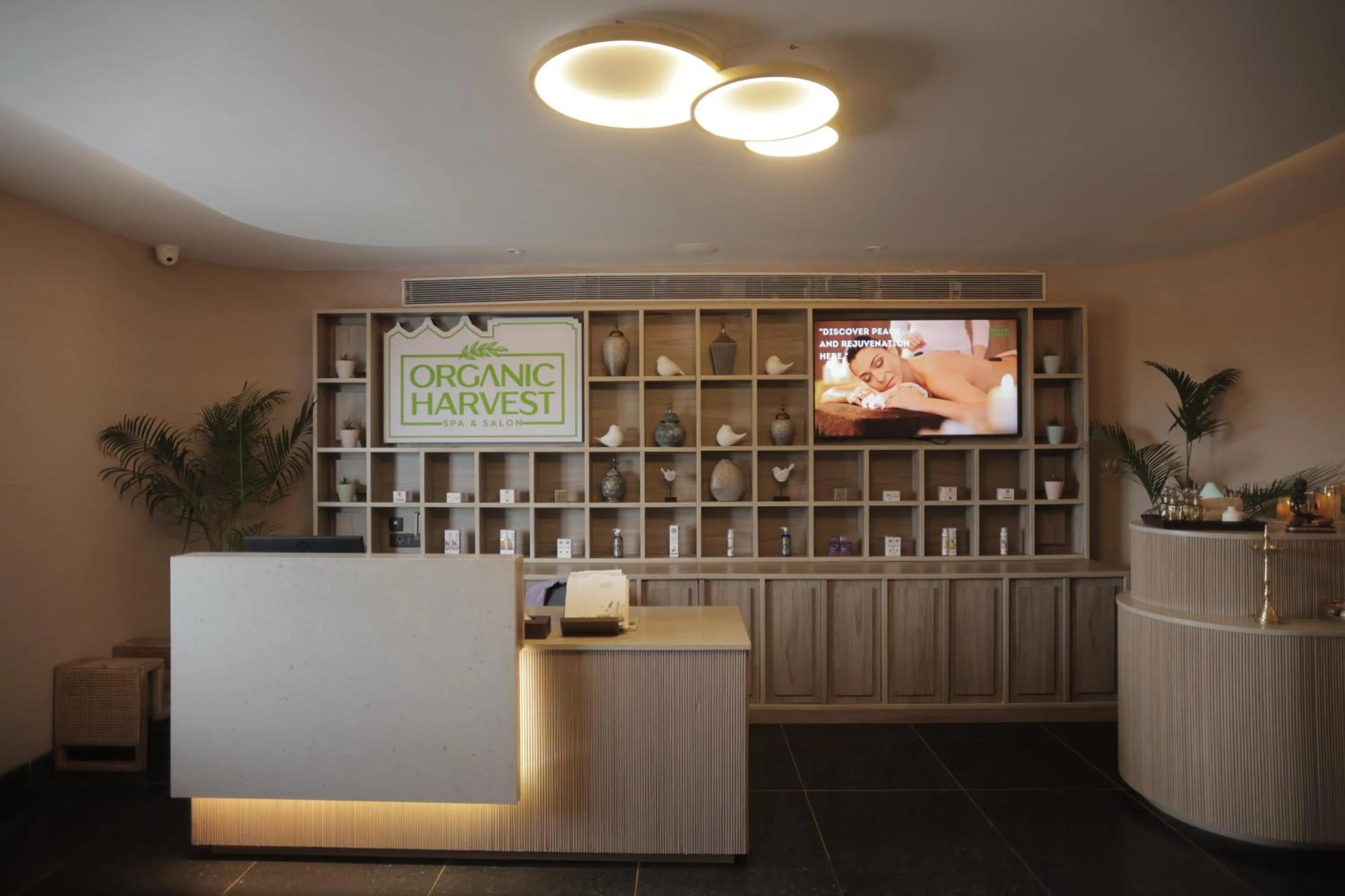 Spa and wellness centre/facilities in Radisson Resort Hatgad Saputara