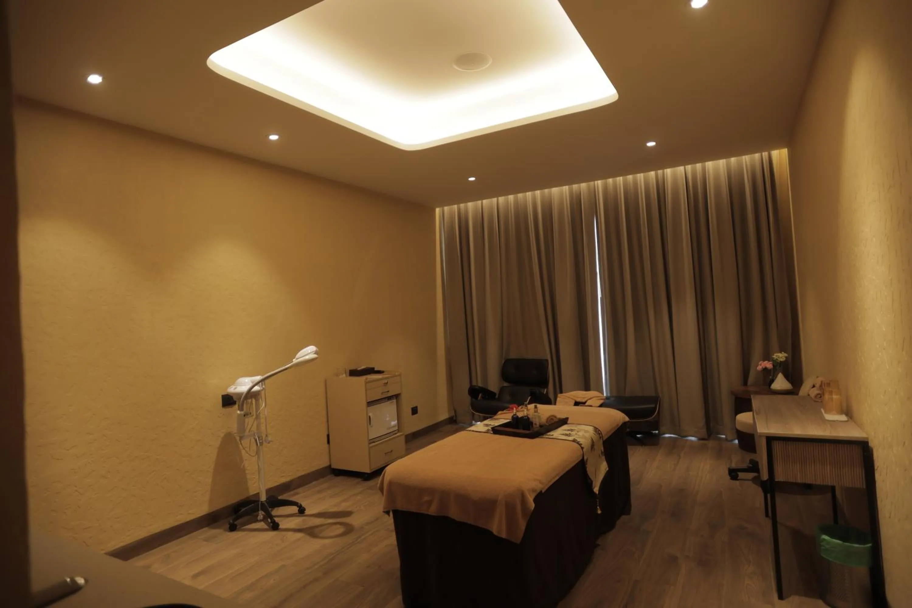 Spa and wellness centre/facilities in Radisson Resort Hatgad Saputara