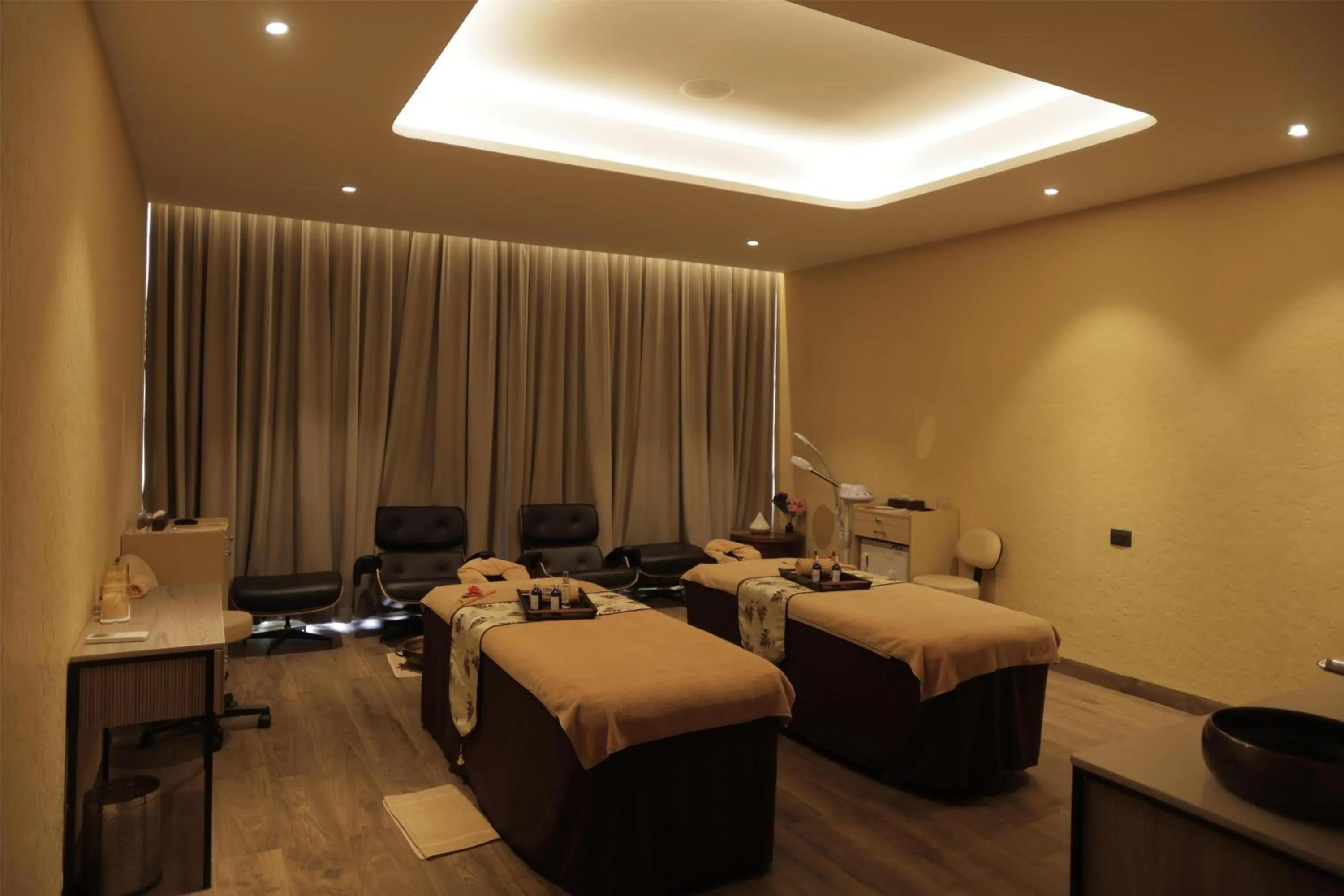 Spa and wellness centre/facilities in Radisson Resort Hatgad Saputara