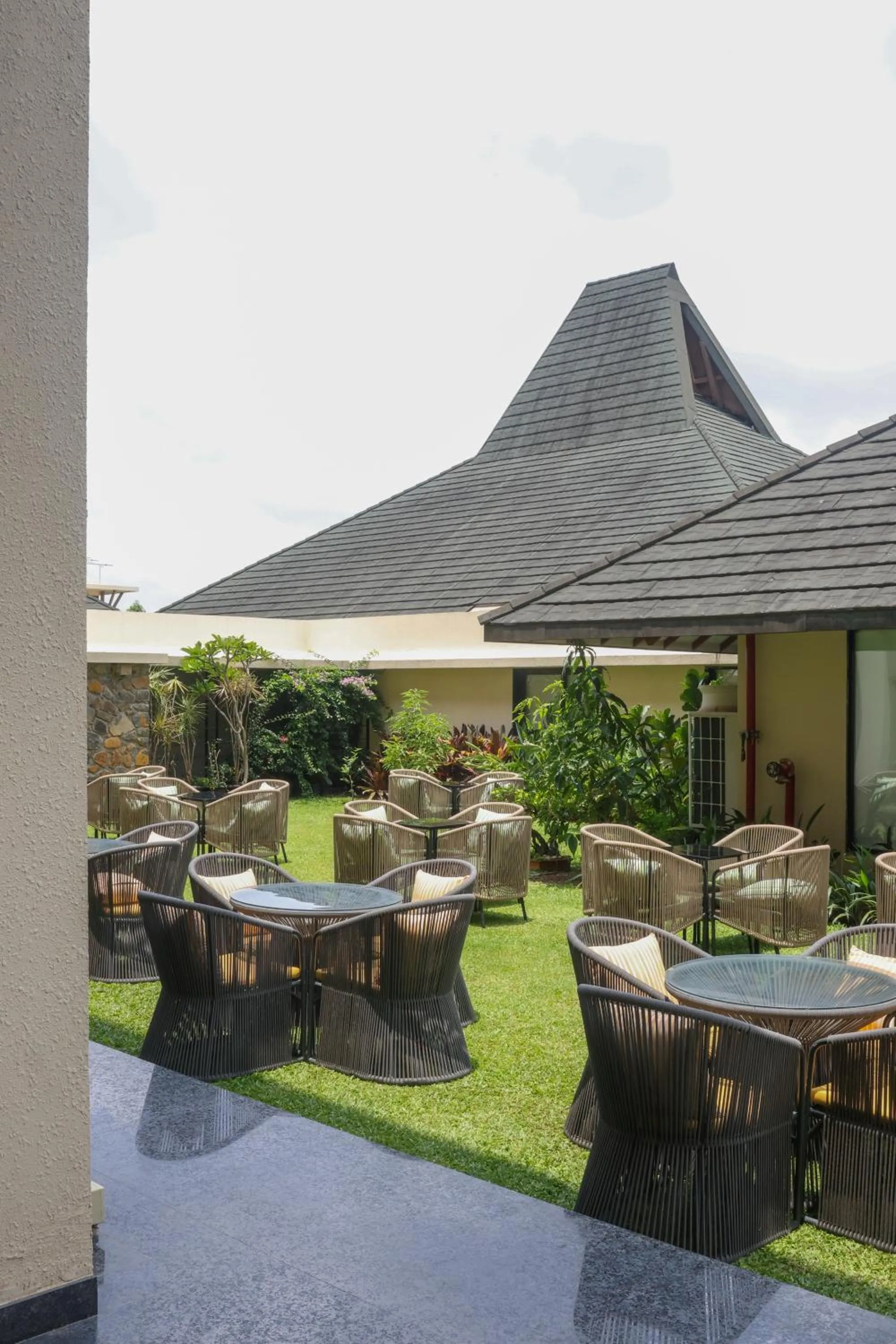 Garden in Radisson Resort Hatgad Saputara