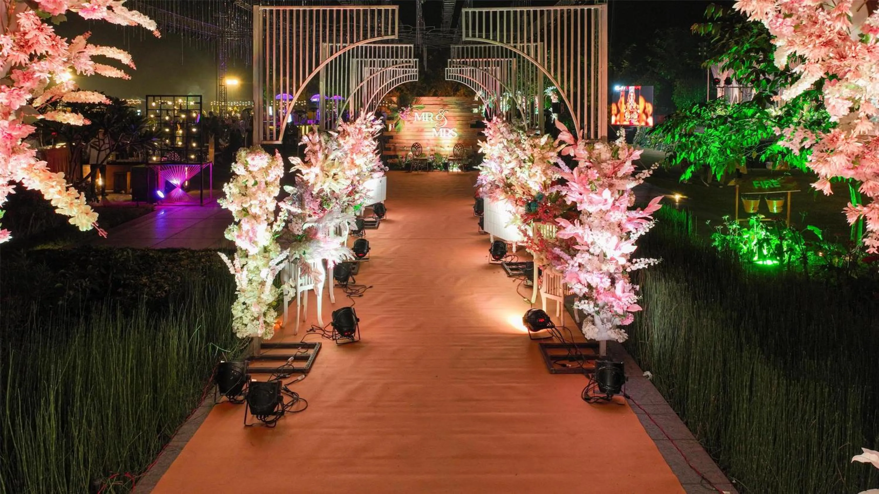 wedding in Radisson Resort Hatgad Saputara