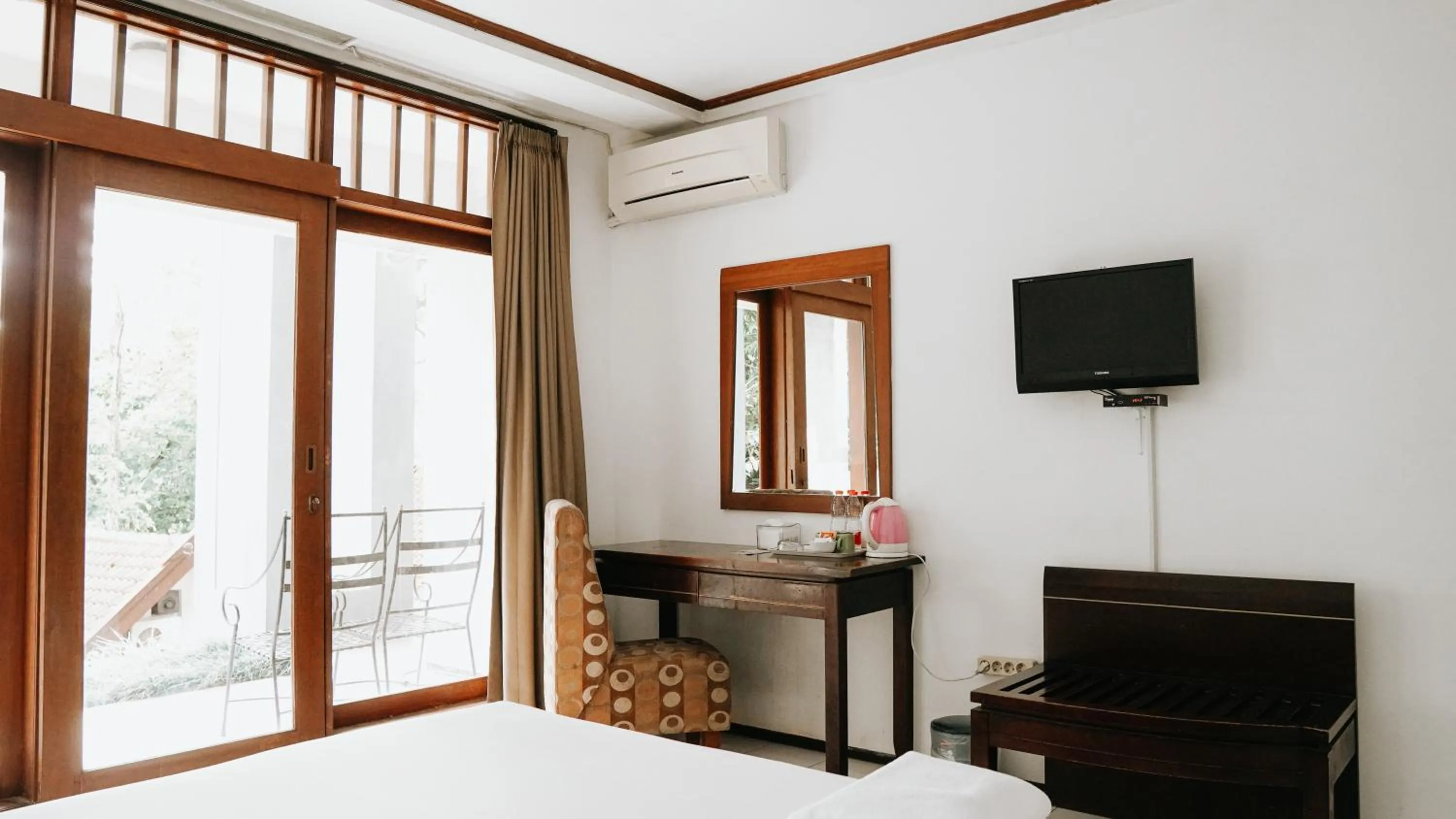 Bedroom, Bed in Tidar Hotel & Cottages Malang