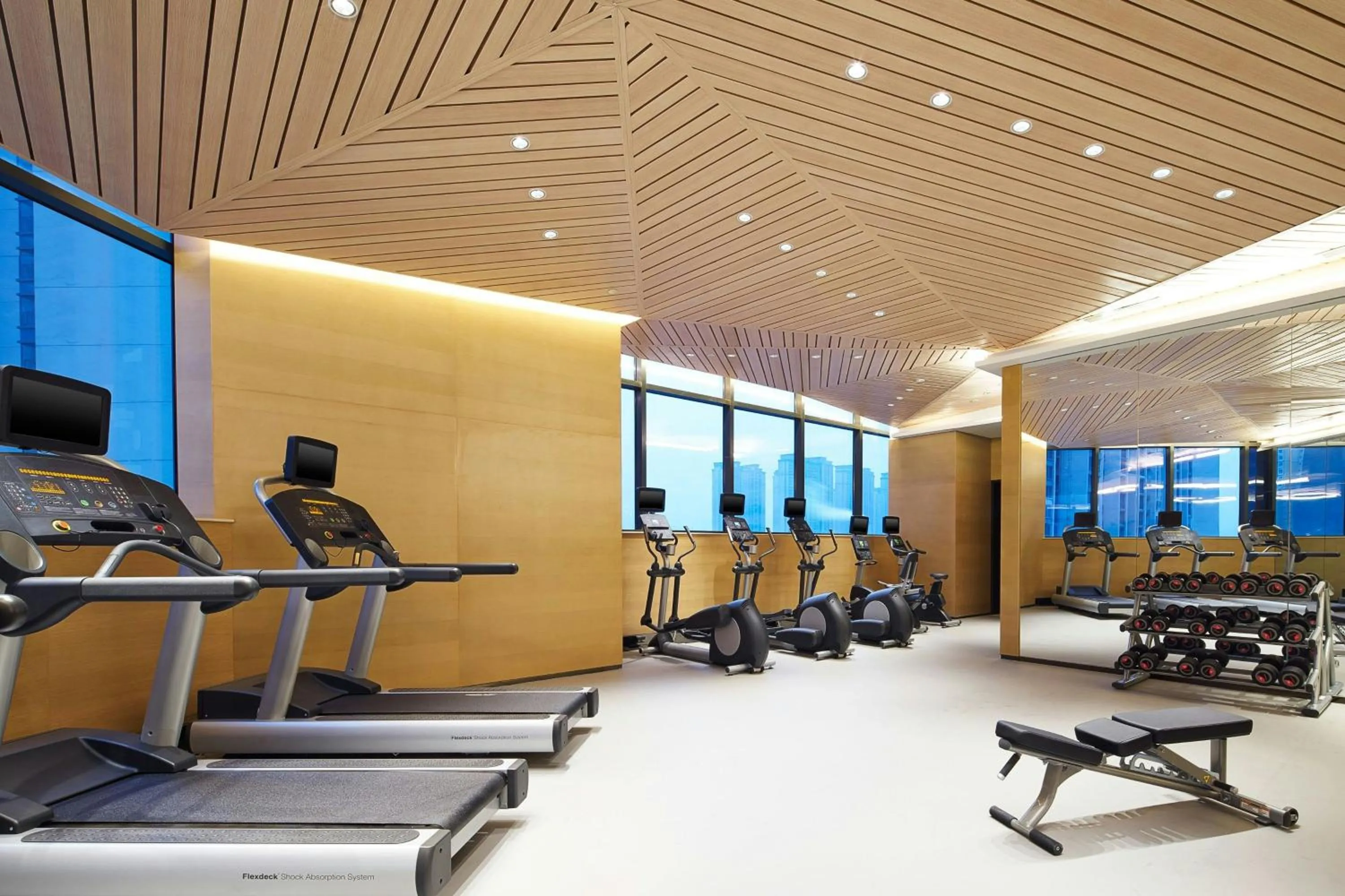 Fitness centre/facilities in Four Points By Sheraton Guilin Lingui