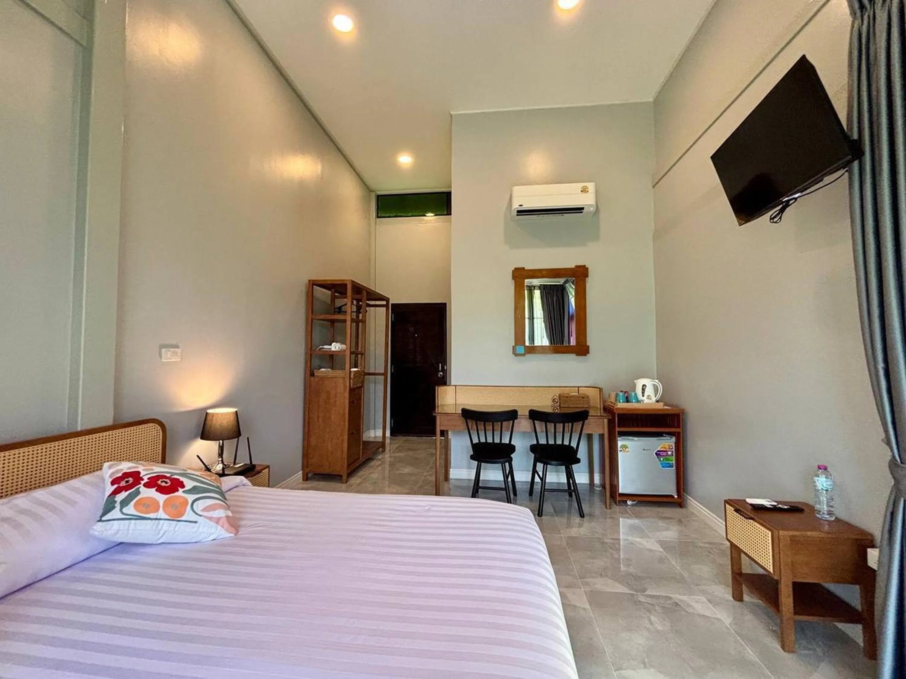 Bed in Moonlight Cottage