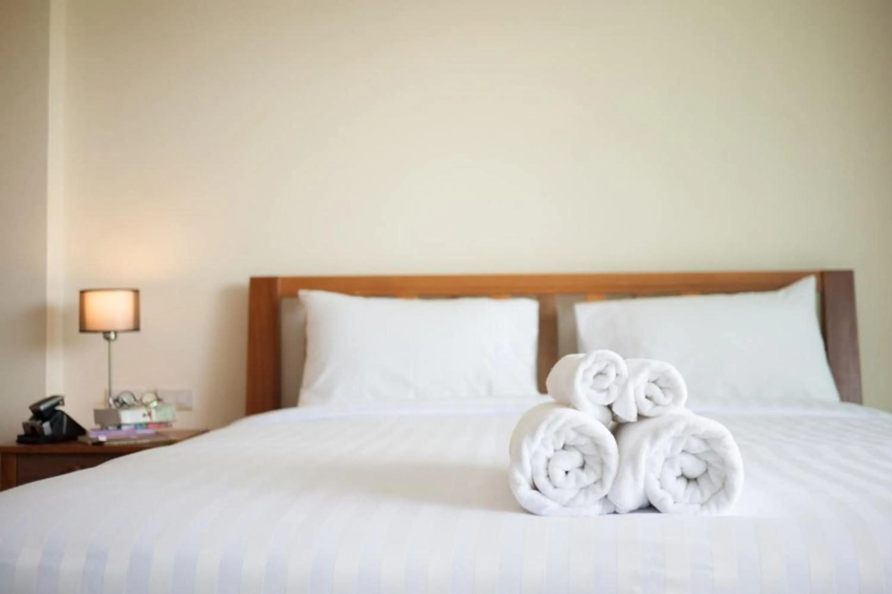 Bedroom, Bed in Moonlight Cottage