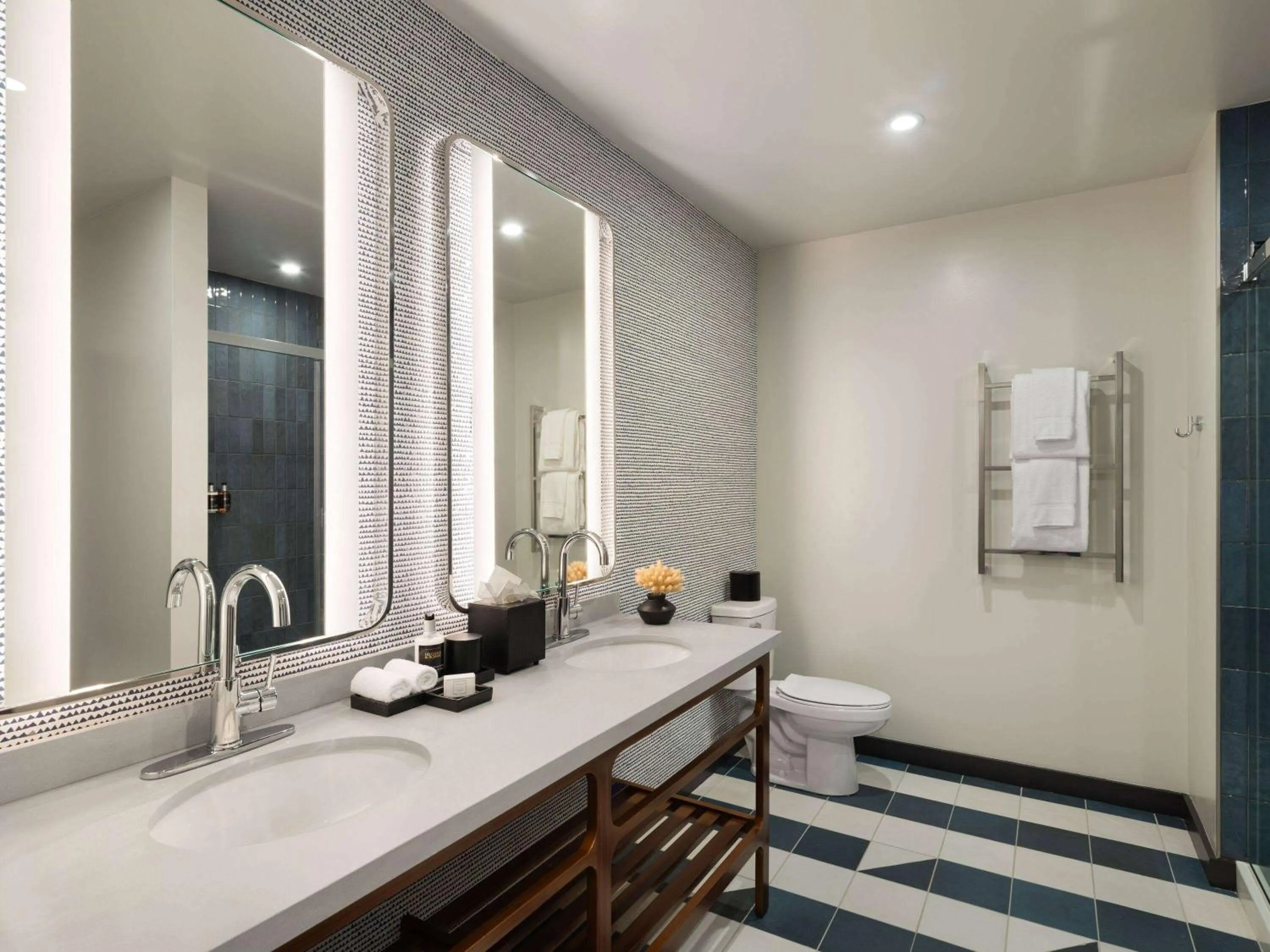 Bathroom in Origin Kansas City Riverfront, a Wyndham Hotel