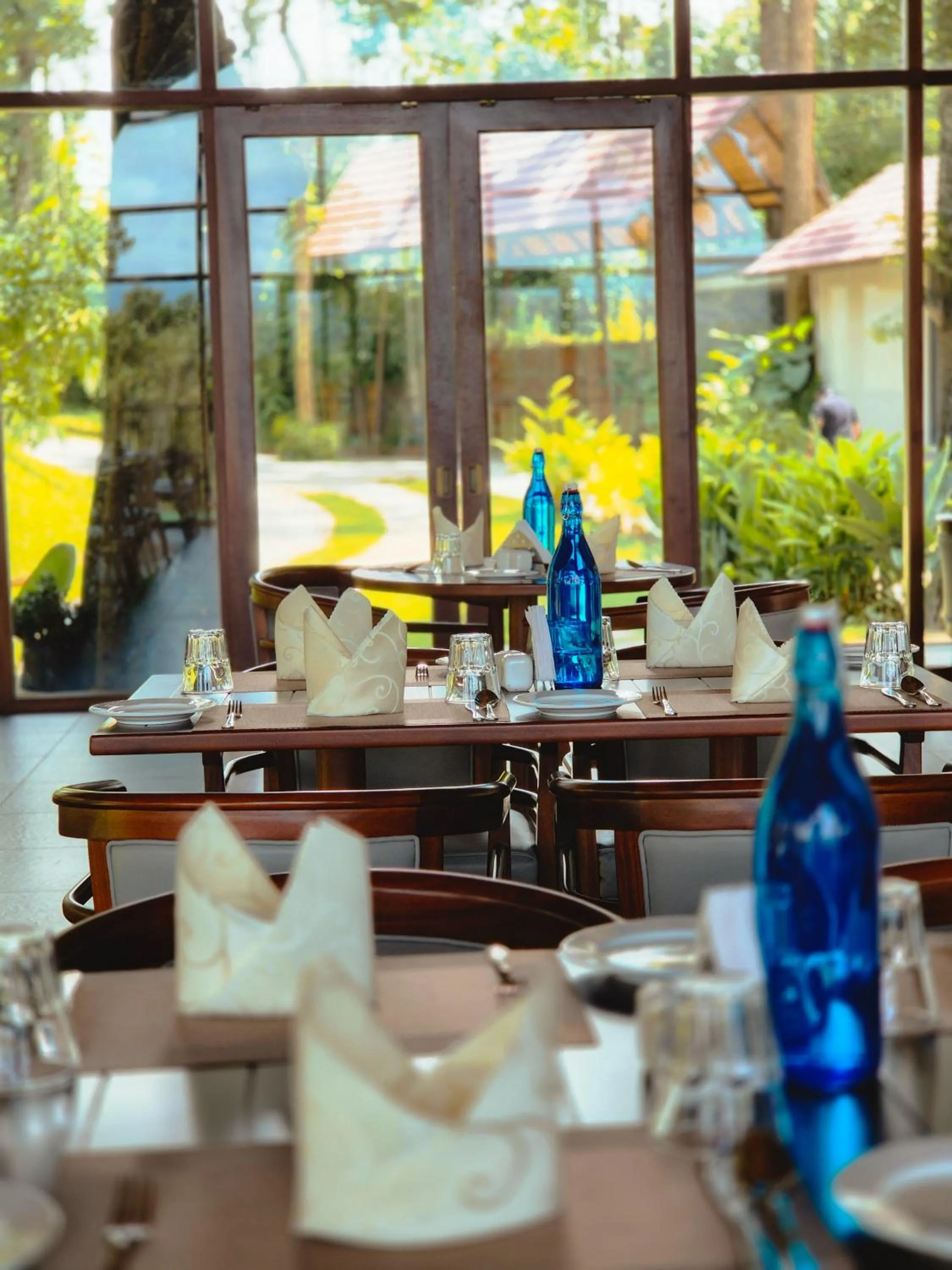 Restaurant/places to eat in Sterling Lontano Waterfront Wayanad