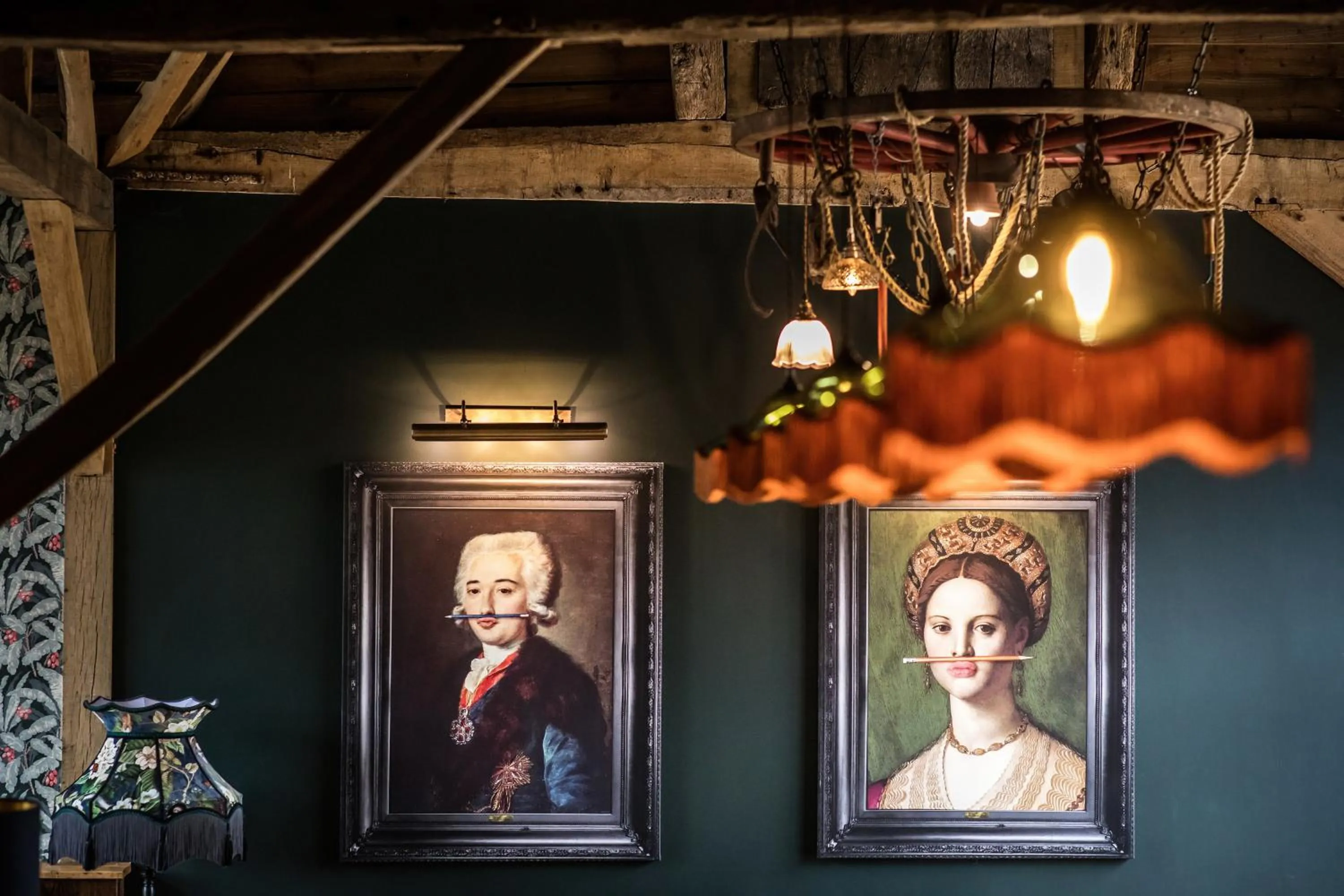 wedding in The Farmhouse at Redcoats