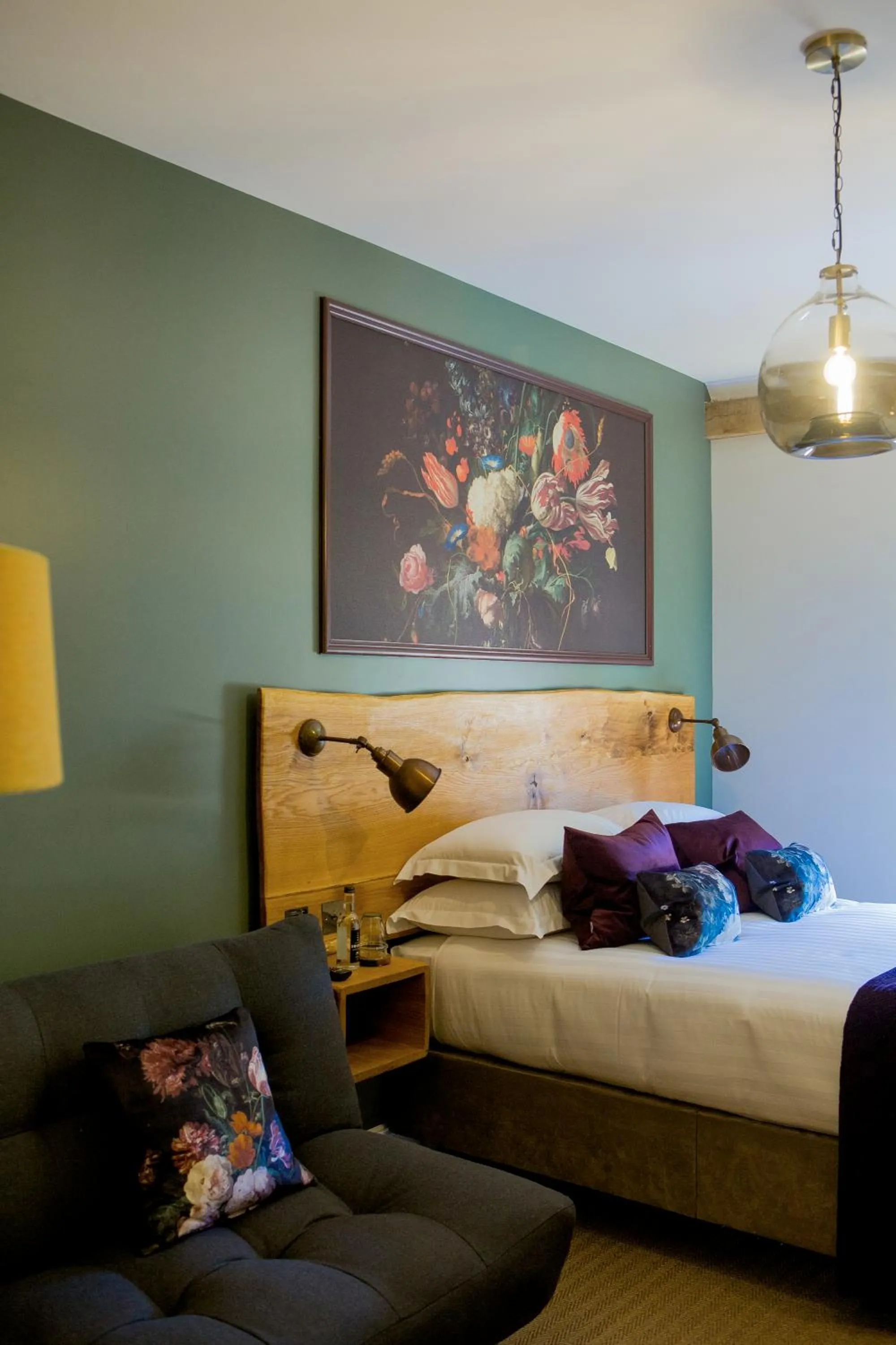 Bed in The Farmhouse at Redcoats