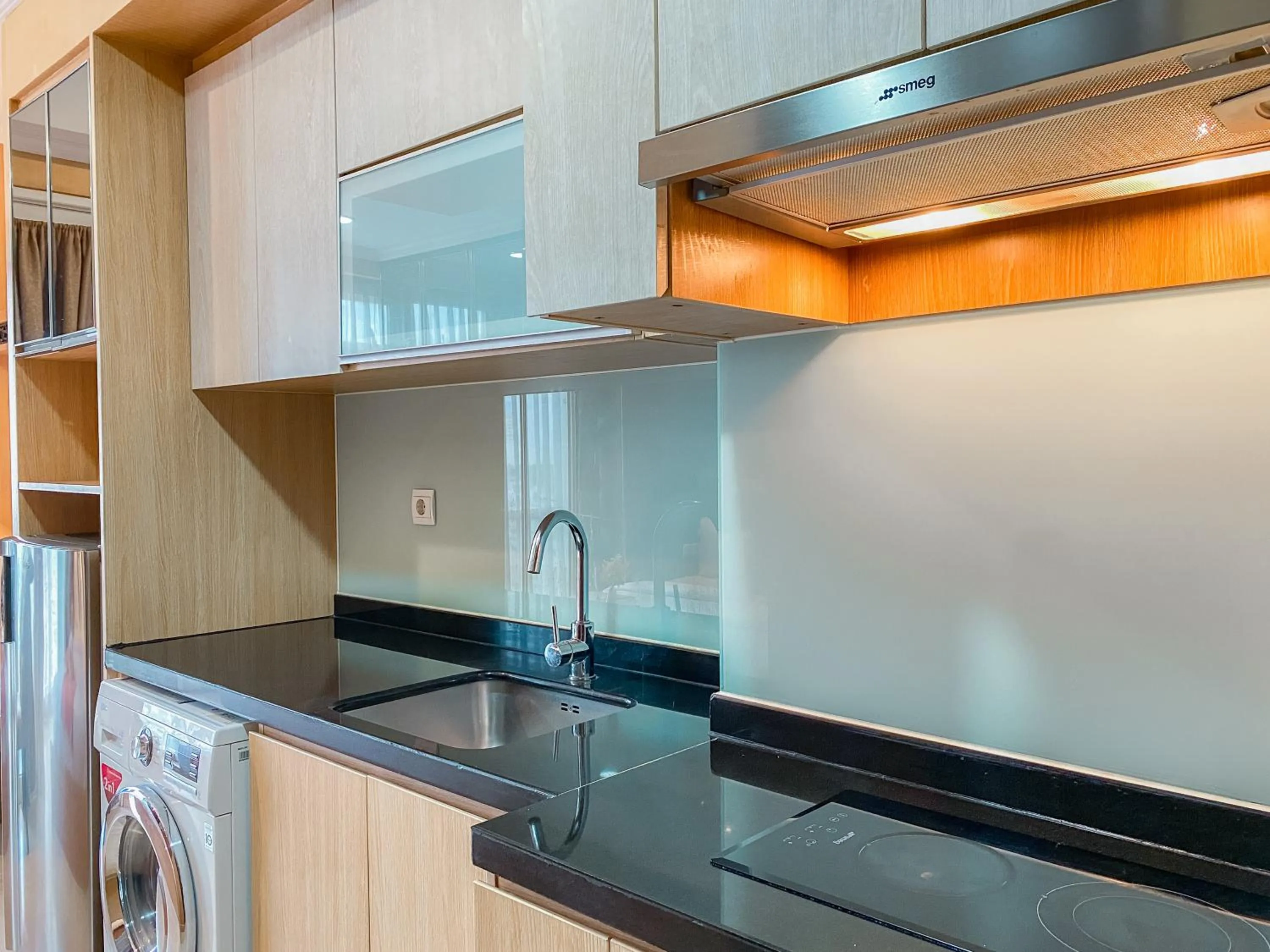 Lovely Studio Menteng Park Apartment By Travelio