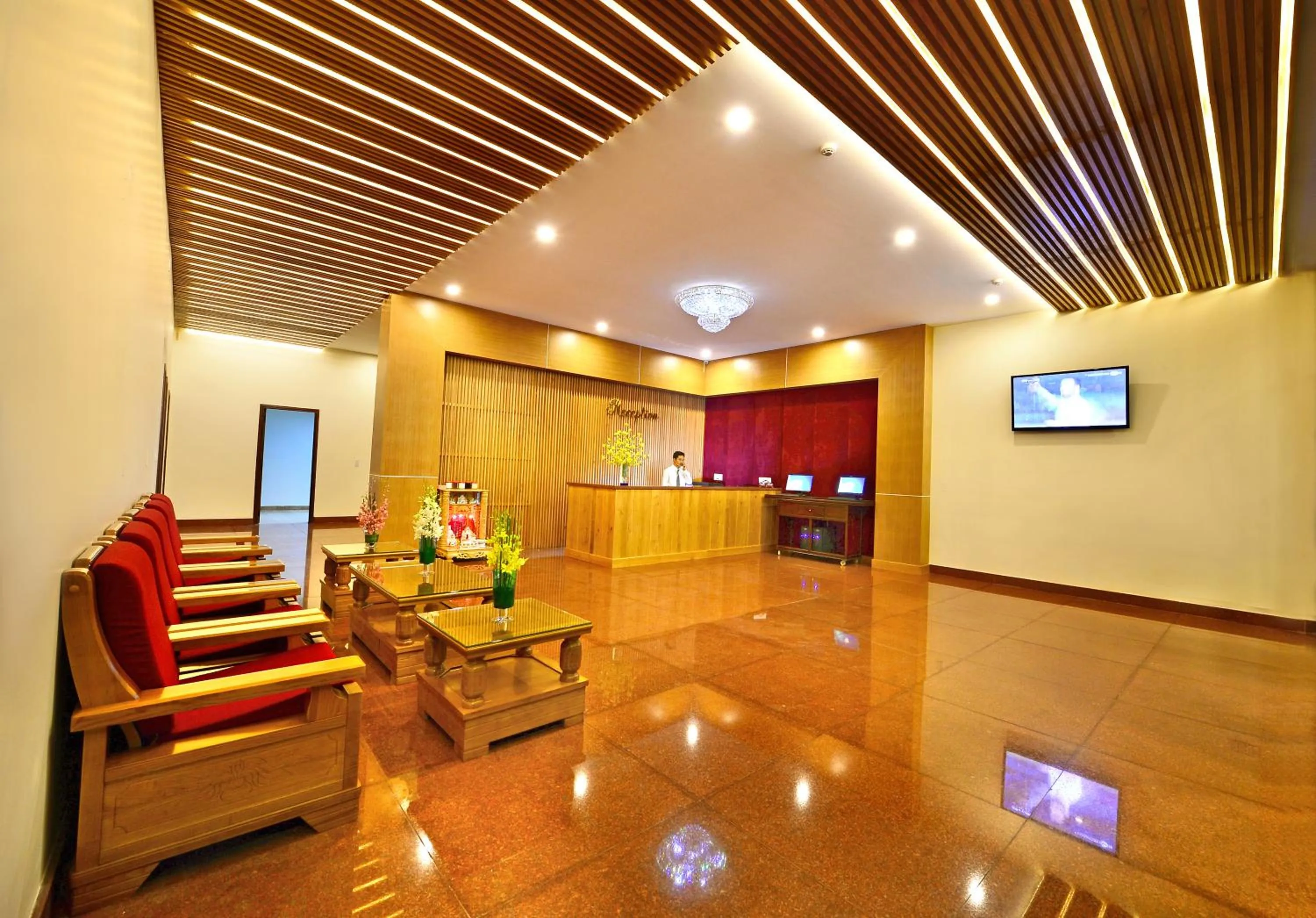 Lobby or reception in Thanh Lich Hue Hotel