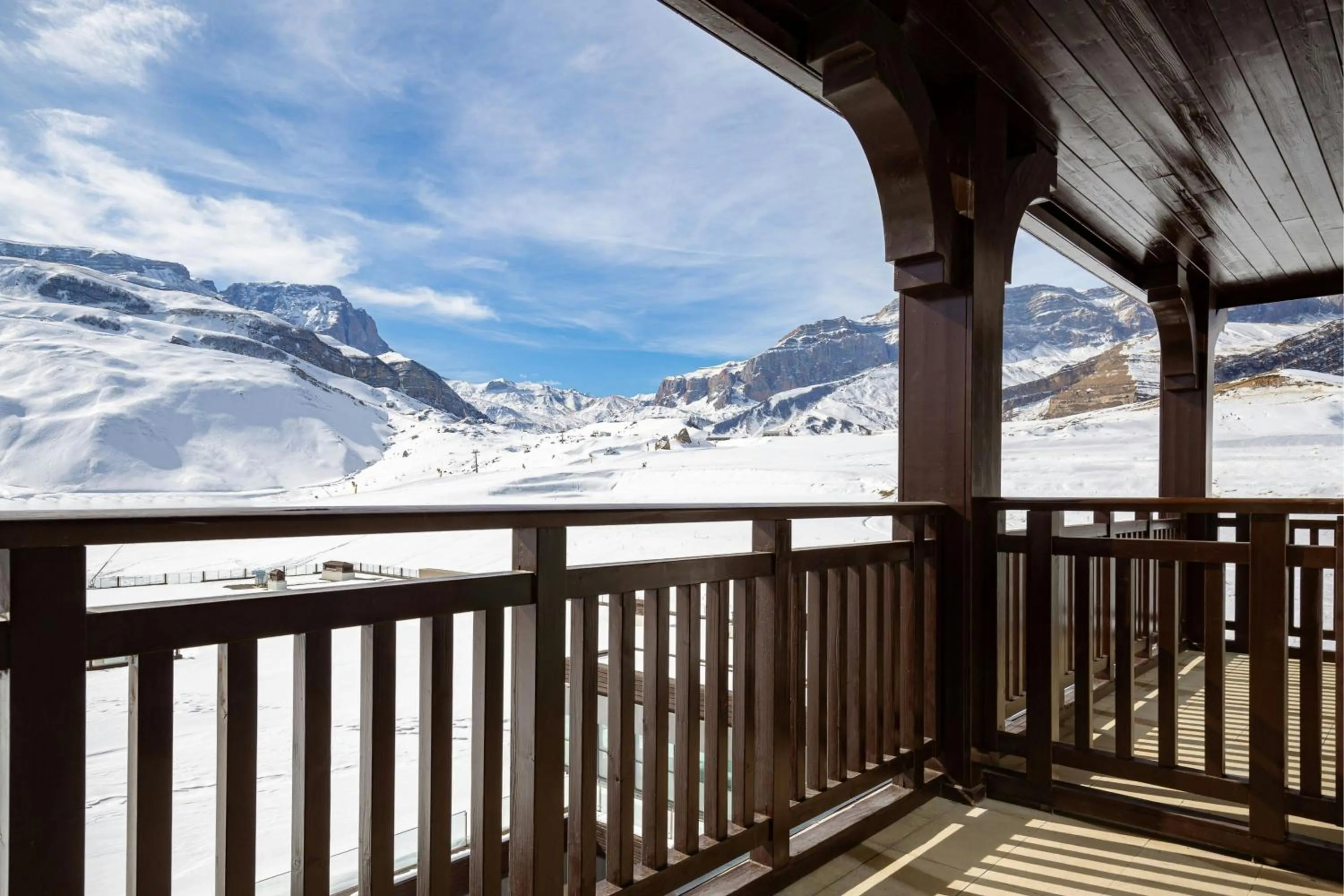 Photo of the whole room in Park Chalet, Shahdag, Autograph Collection