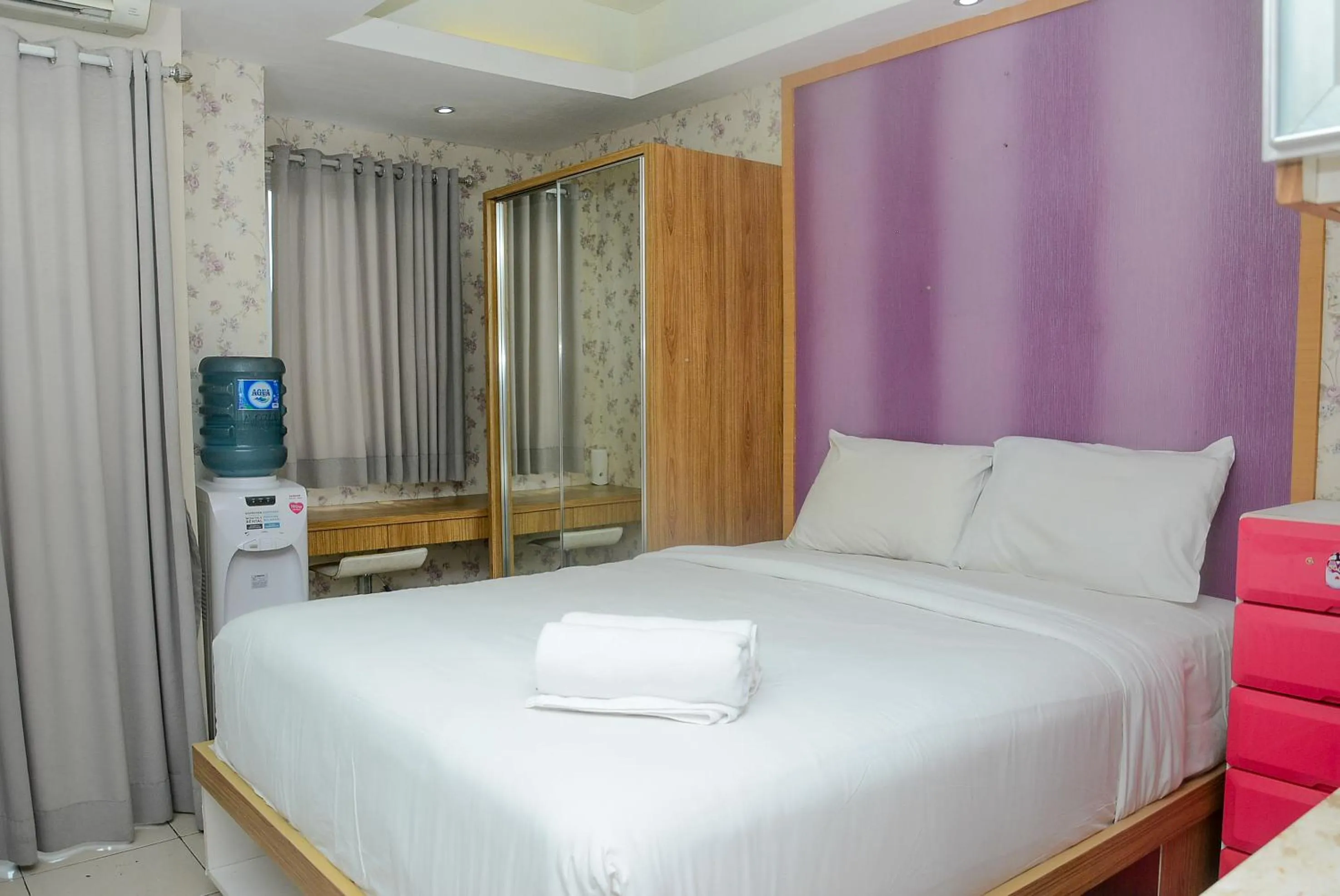 Homey Studio Pakubuwono Terrace Apartment By Travelio