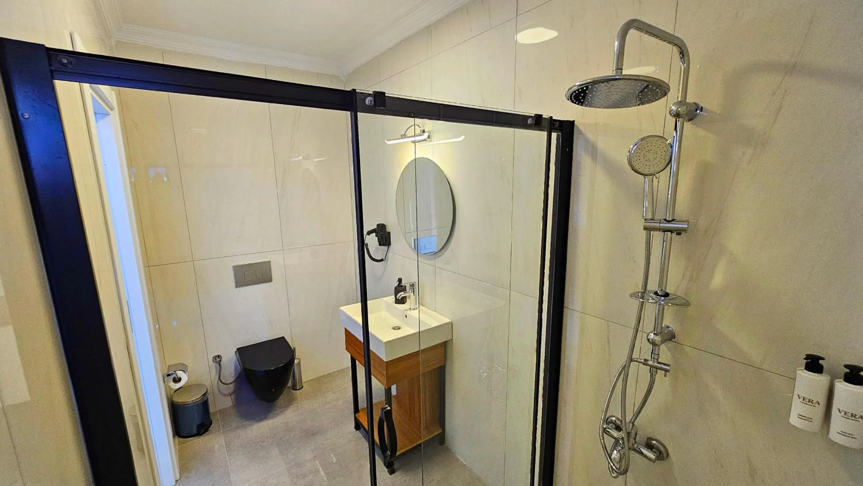 Bathroom in Vera Taksim Hotel