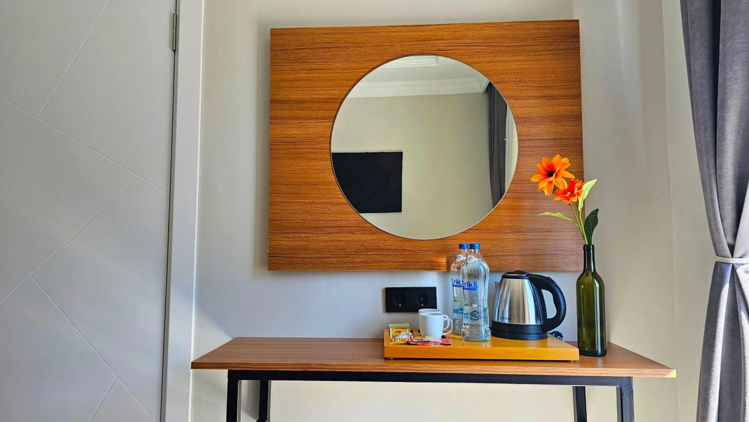 Coffee/tea facilities in Vera Taksim Hotel