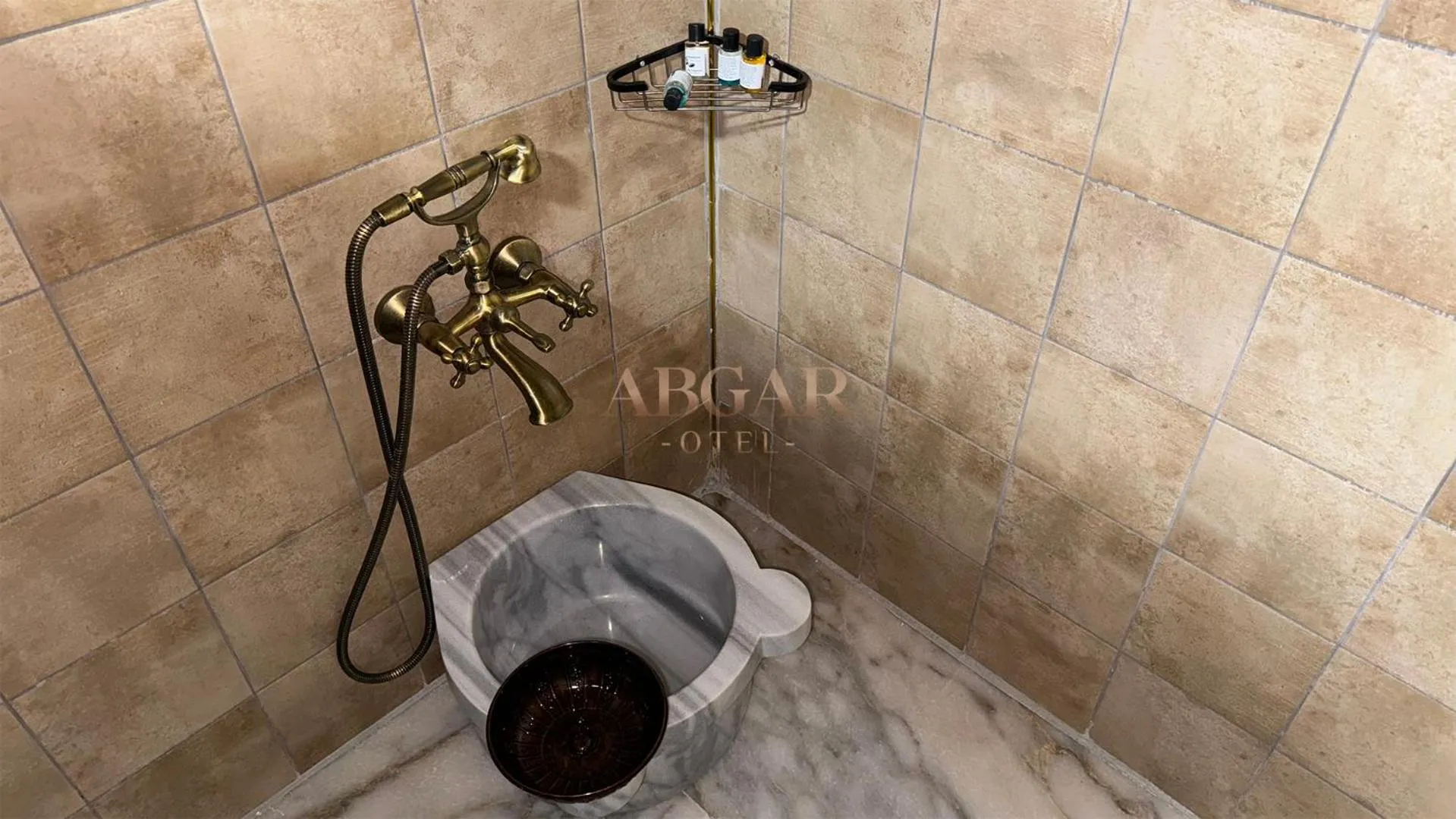 Public Bath in ABGAR Otel