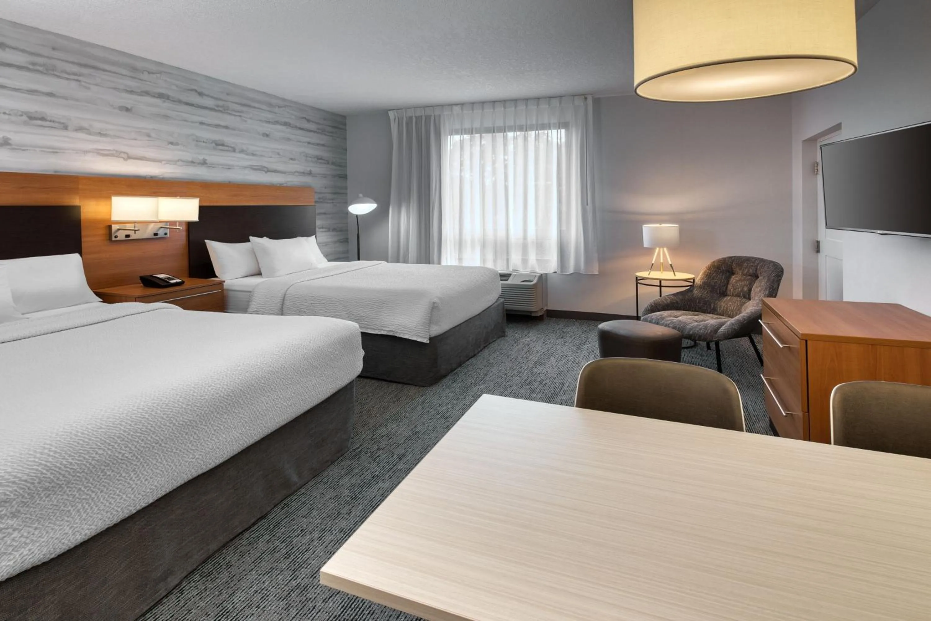 Photo of the whole room, Bed in TownePlace Suites by Marriott Belleville