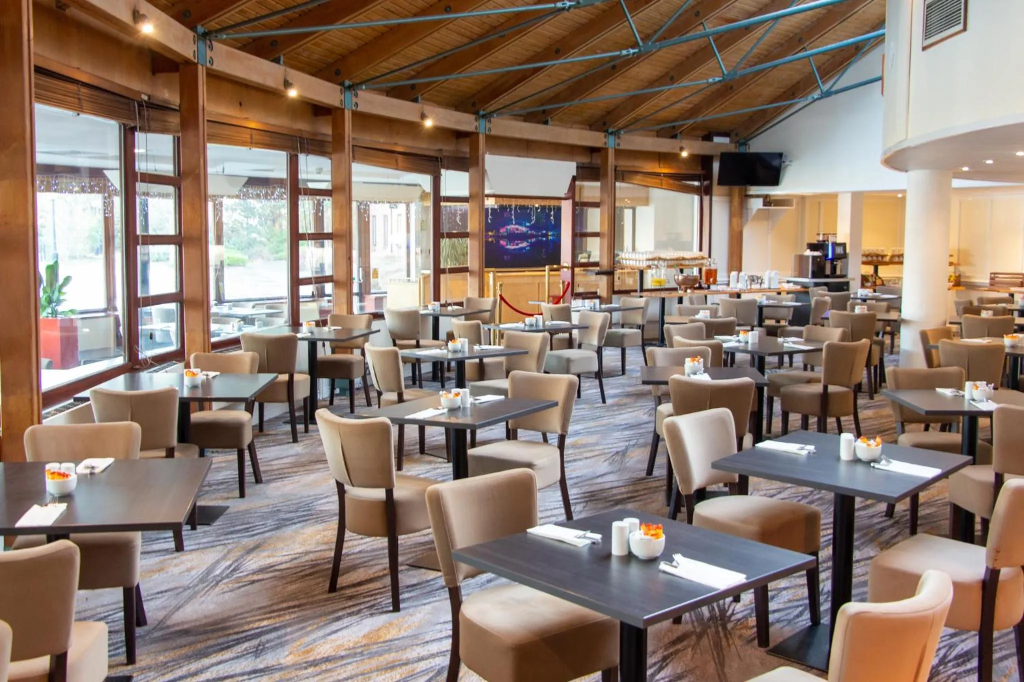 Restaurant/places to eat in Copthorne Hotel Manchester Salford Quays