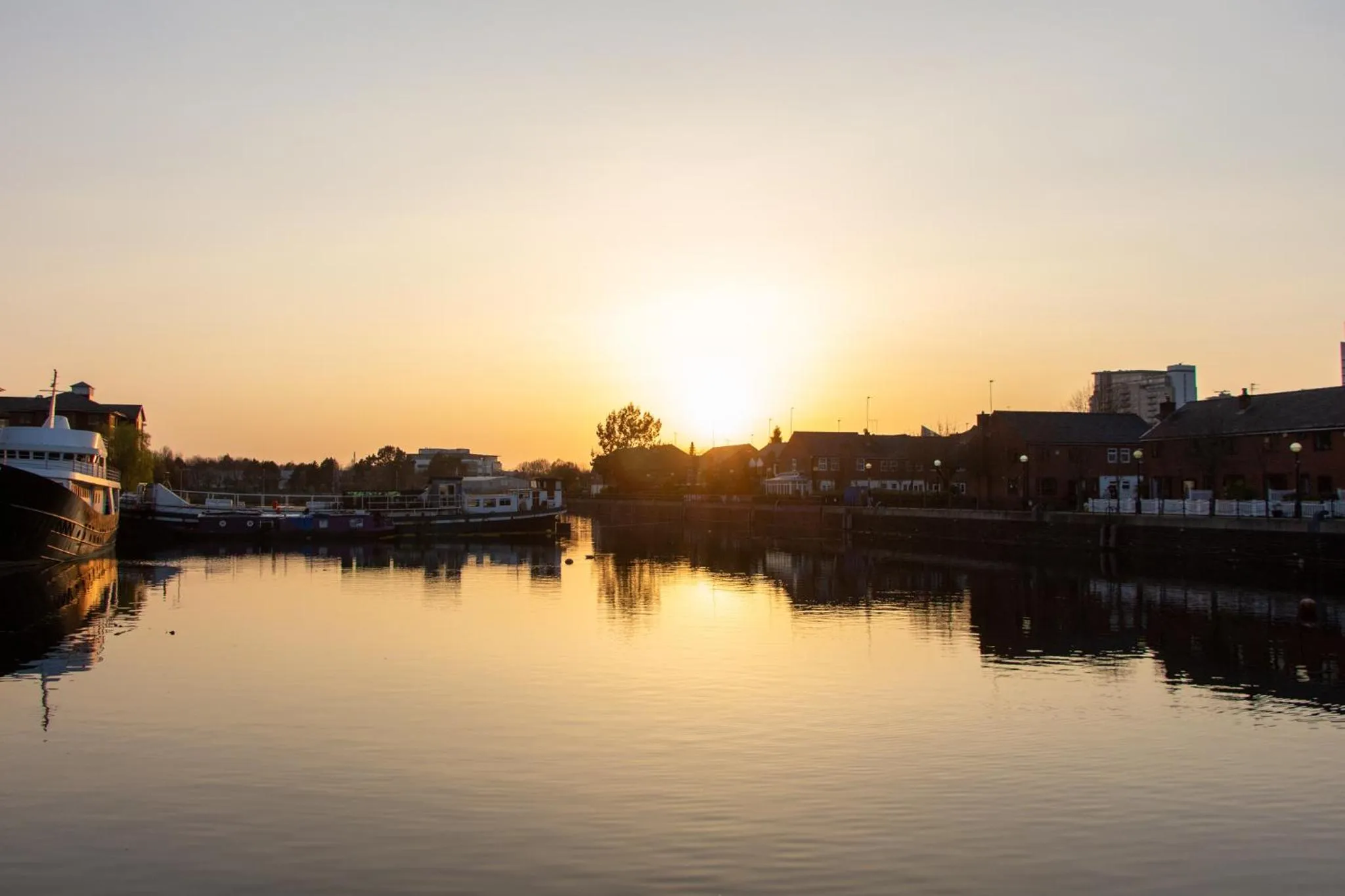 Property building in Copthorne Hotel Manchester Salford Quays