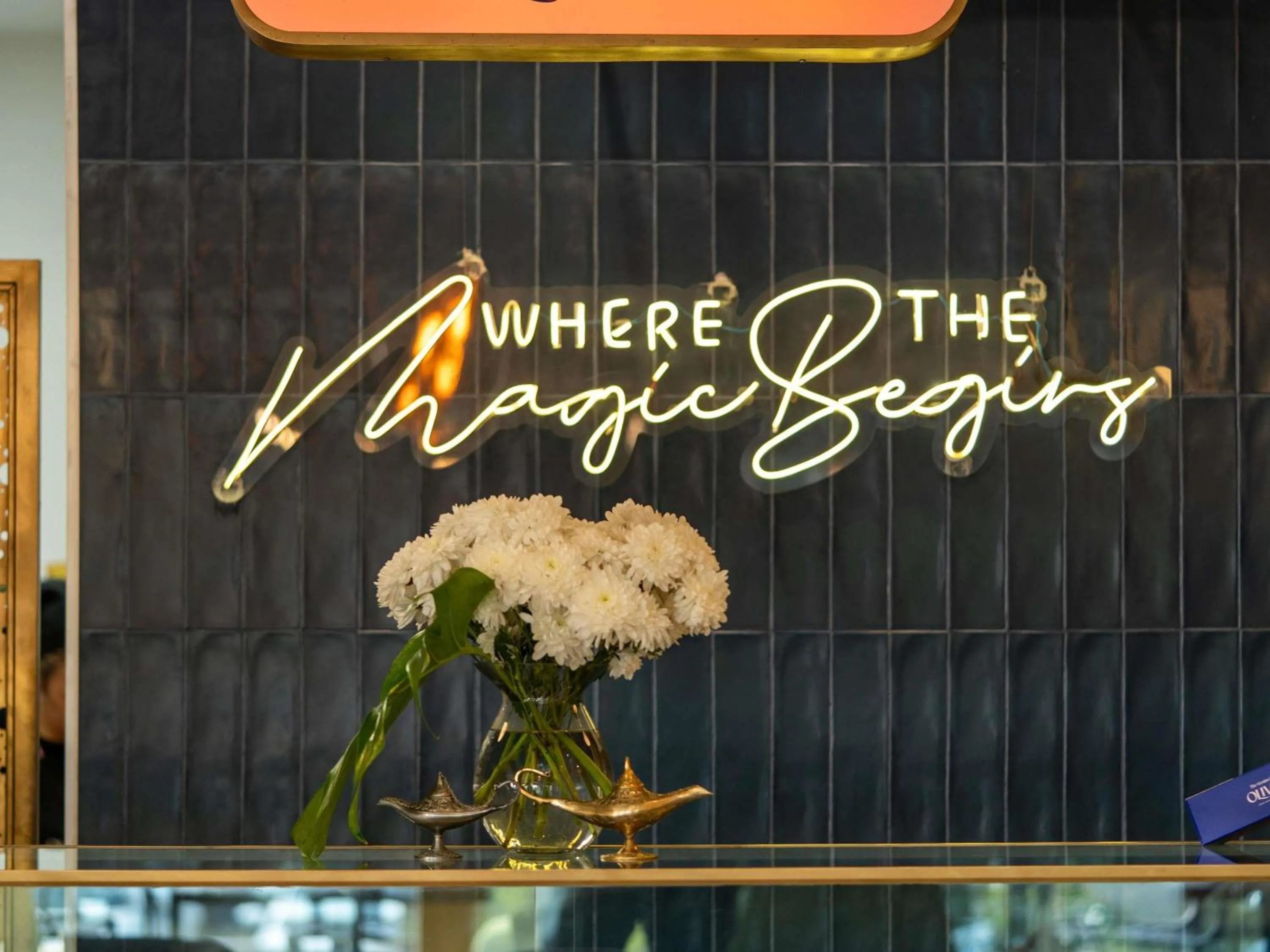 Restaurant/places to eat in ibis Pilar