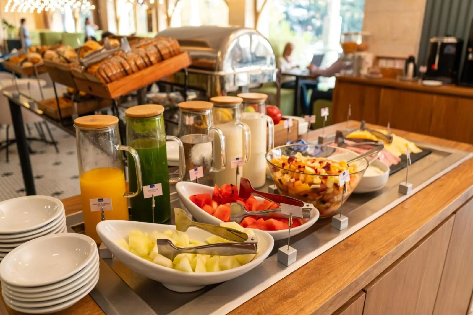 Buffet breakfast in ibis Pilar