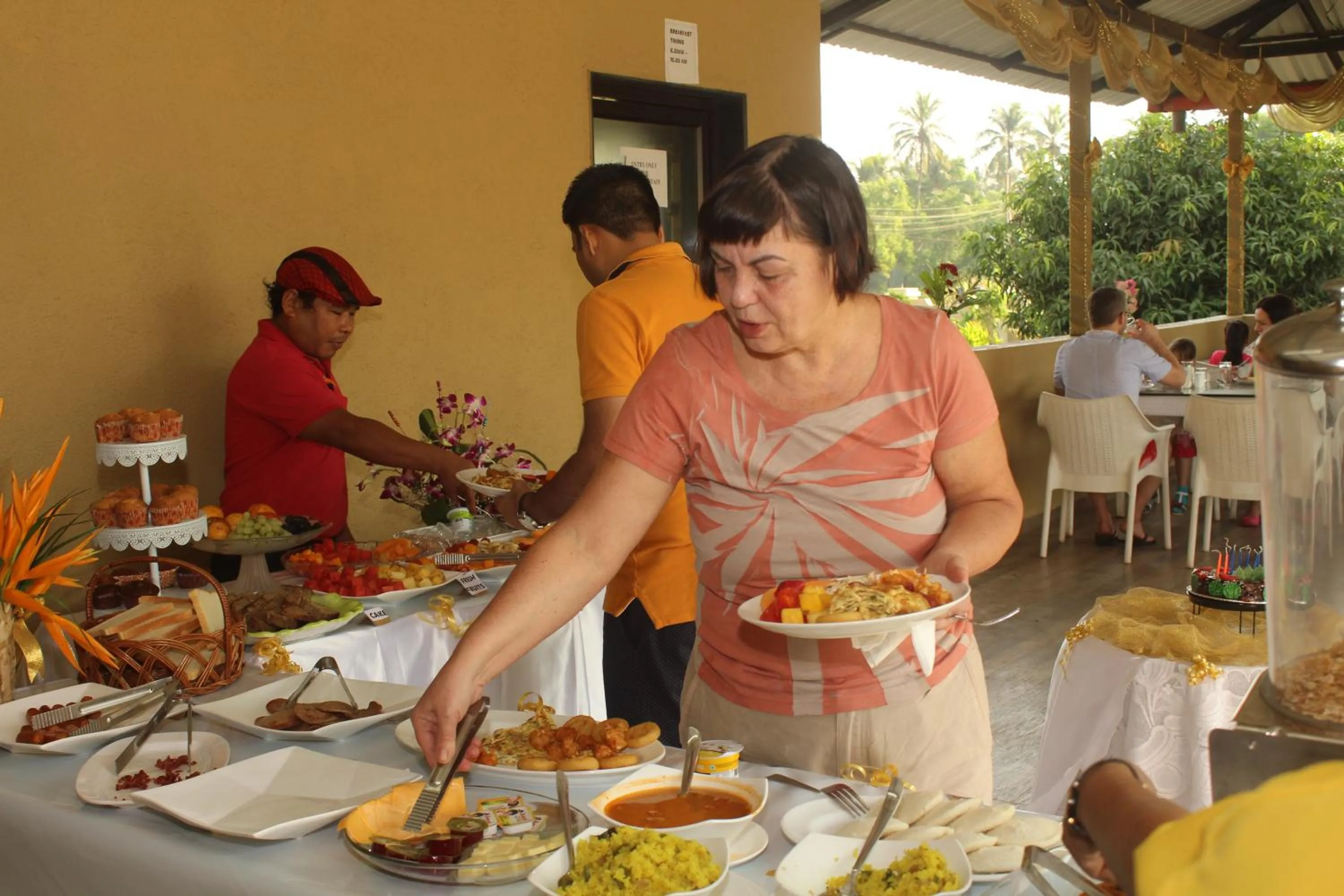 Food and drinks in Praia Da Oura - Boutique Resort