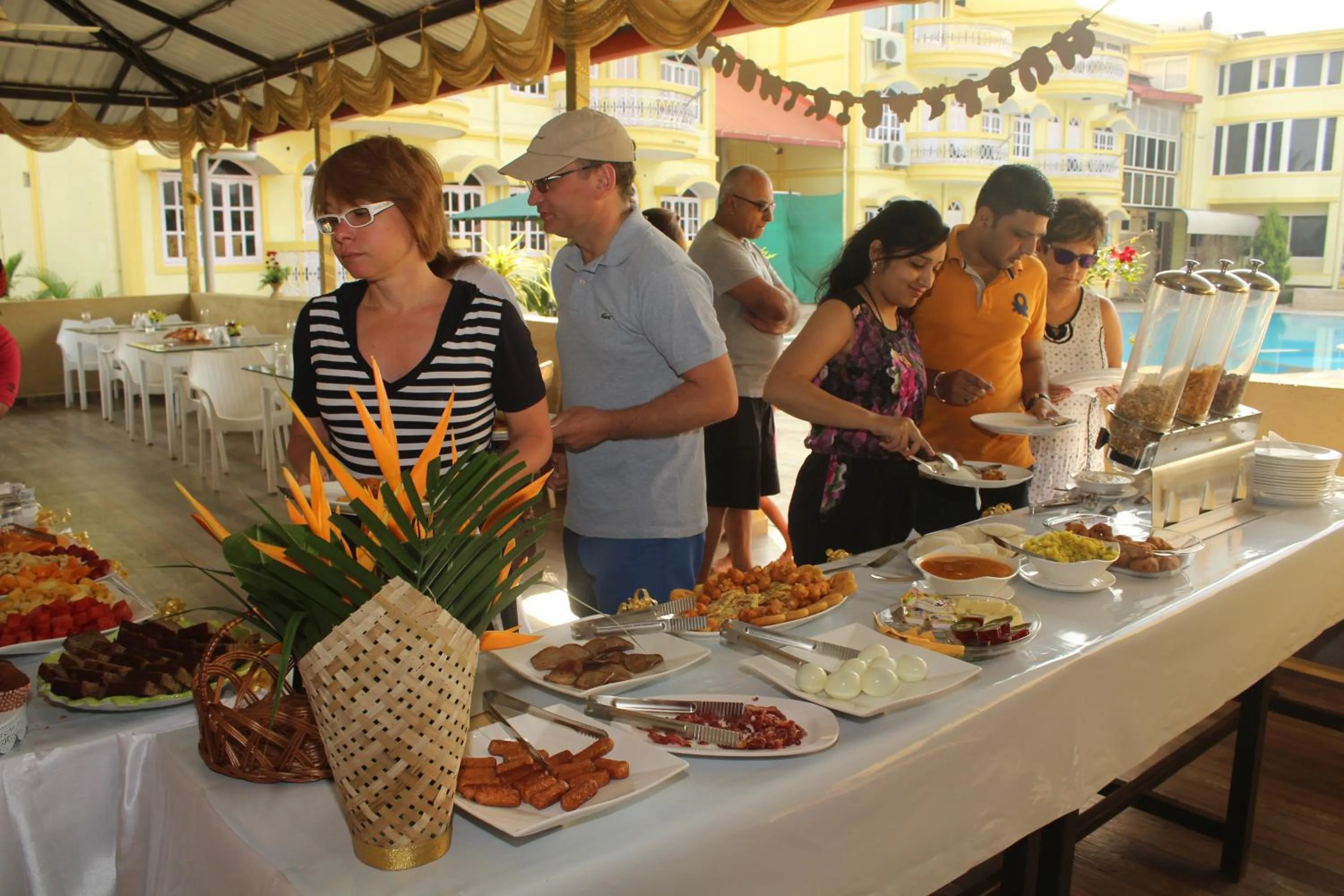 Food in Praia Da Oura - Boutique Resort