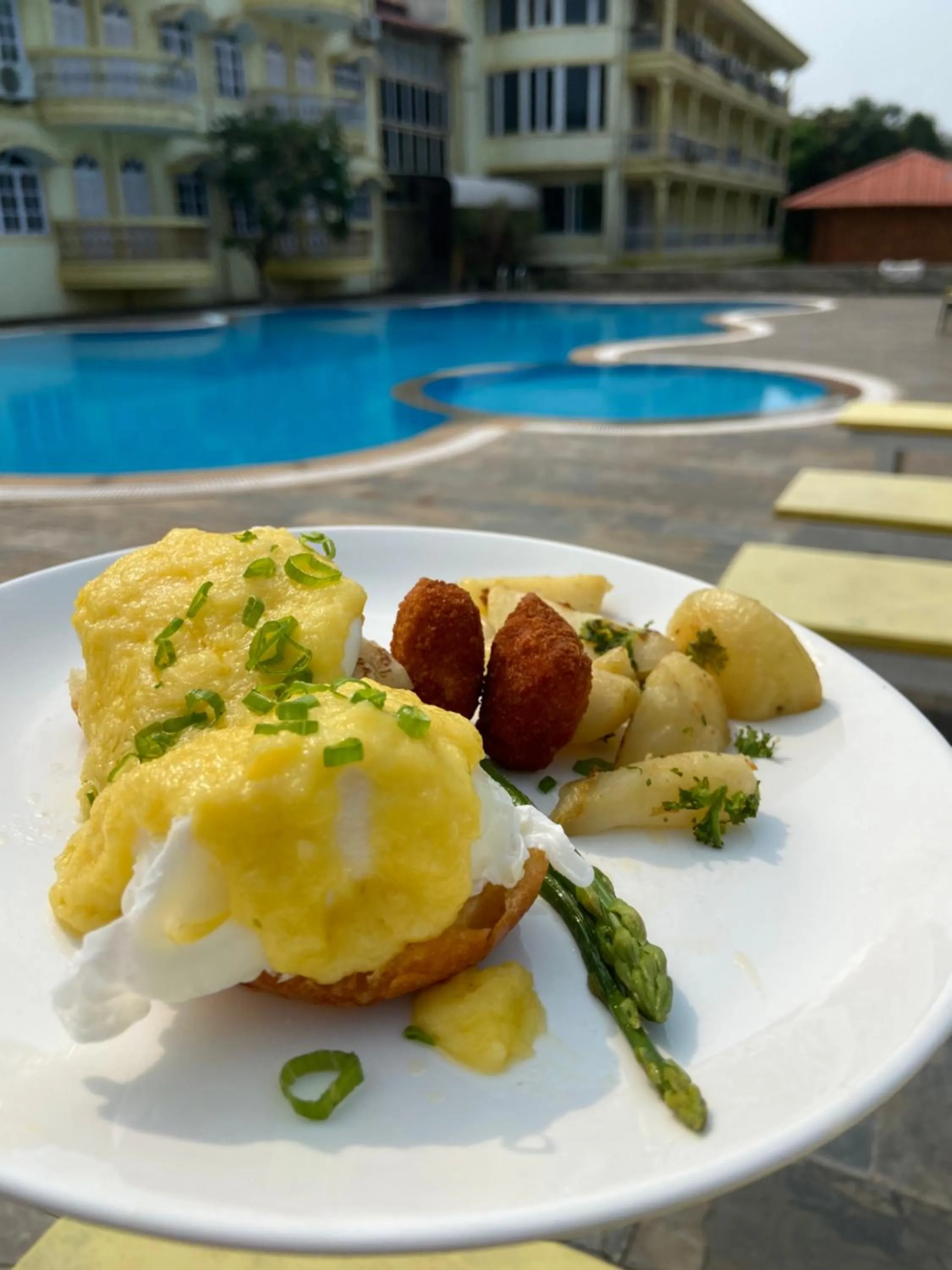 Breakfast in Praia Da Oura - Boutique Resort