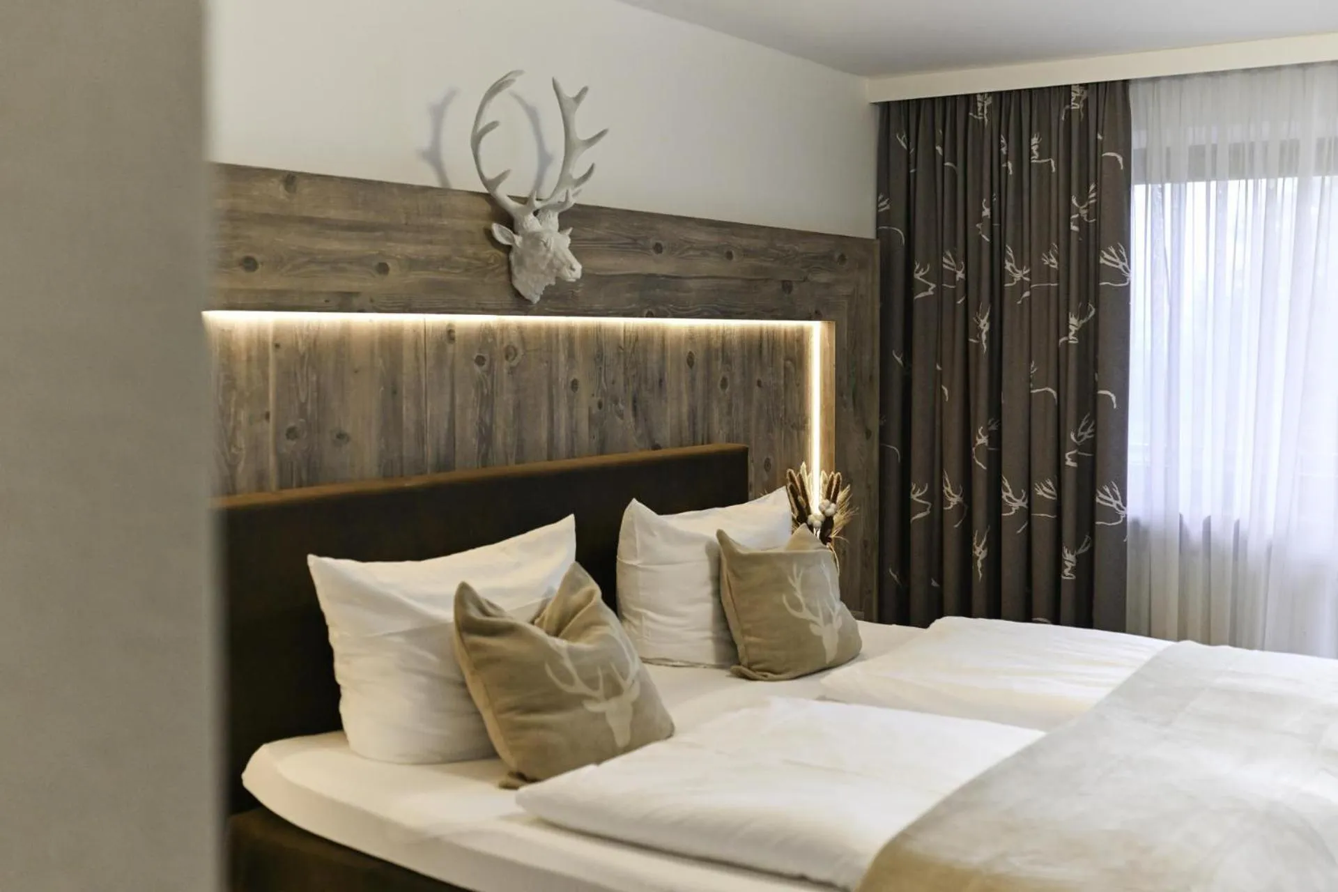 Photo of the whole room, Bed in Hotel ZUM STERNENHOF