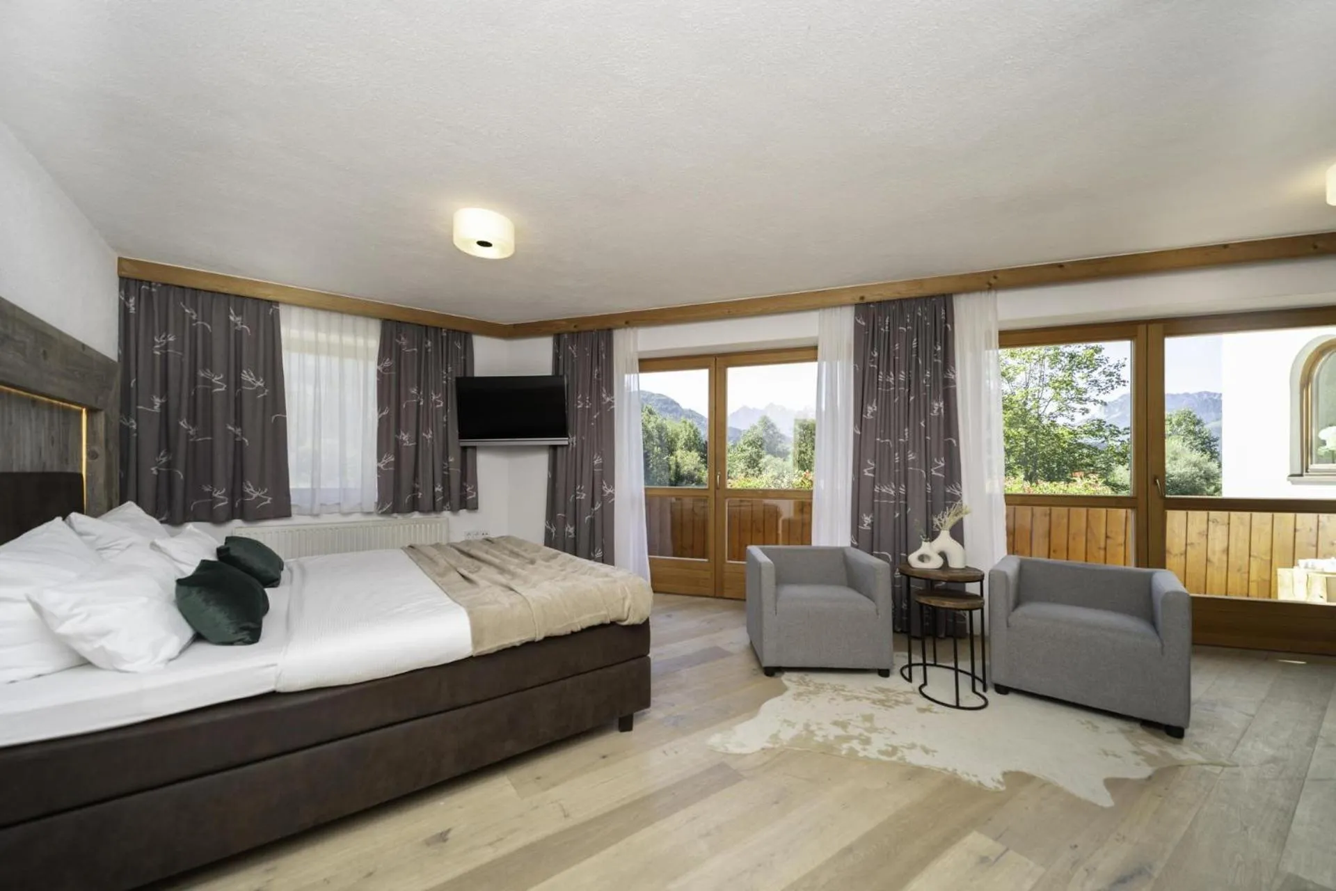 TV and multimedia, Bed in Hotel ZUM STERNENHOF