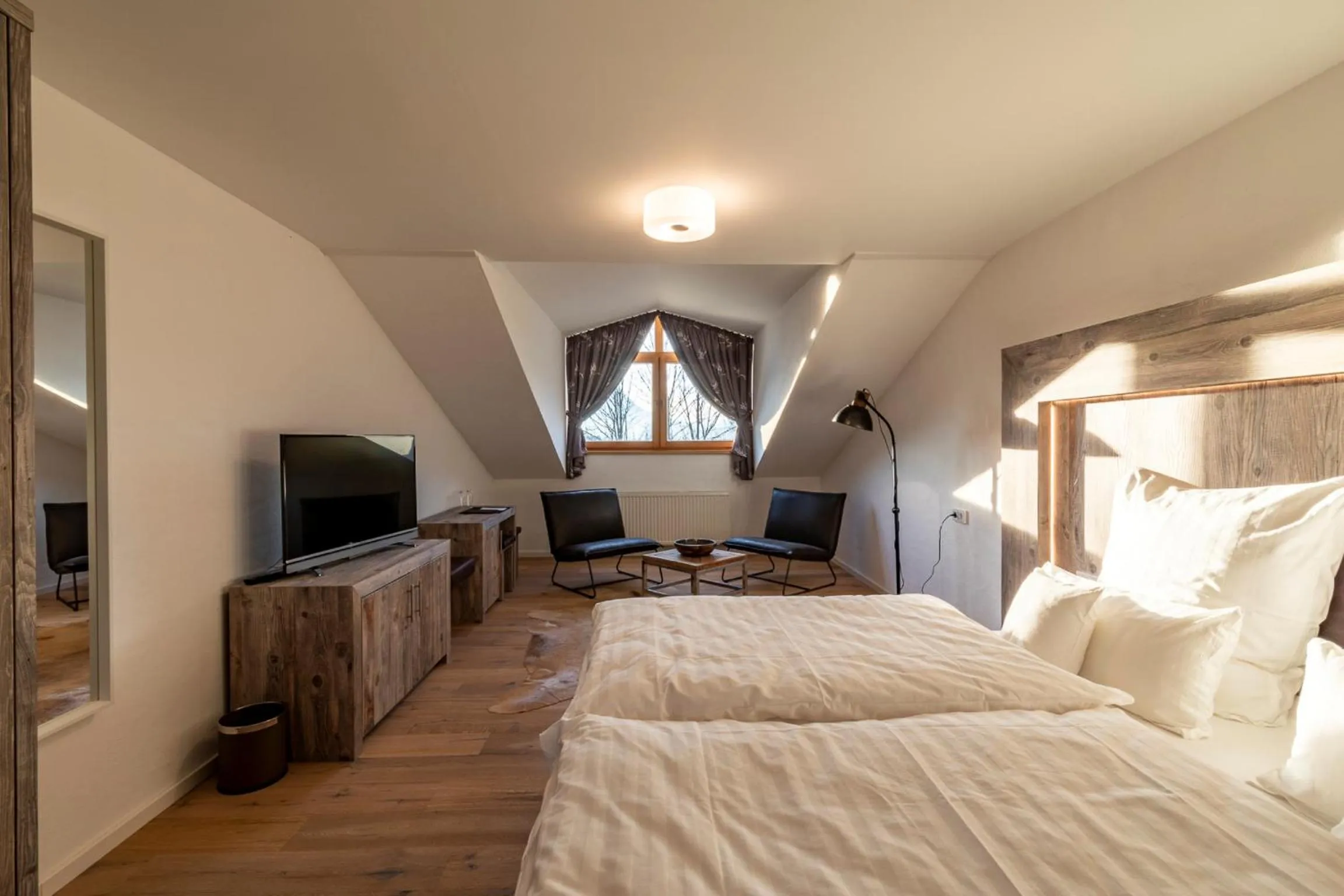 Photo of the whole room, Bed in Hotel ZUM STERNENHOF