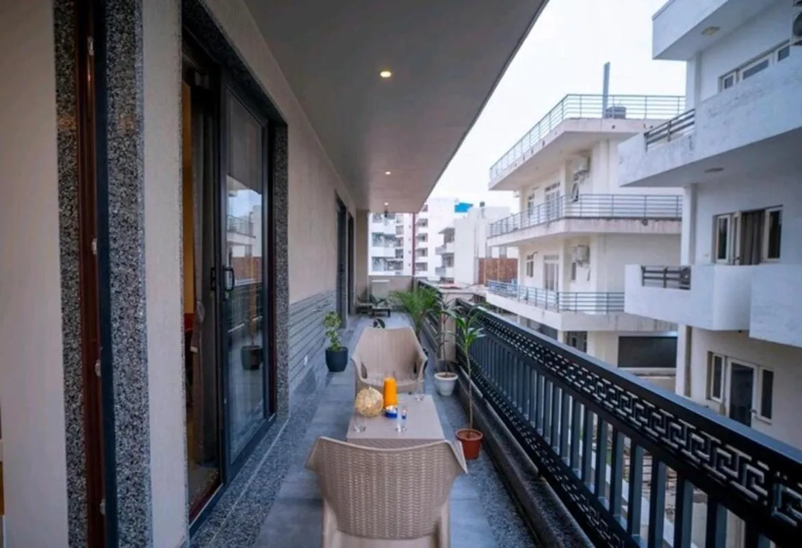 Balcony/Terrace in Vacanza by Westay Luxury Home