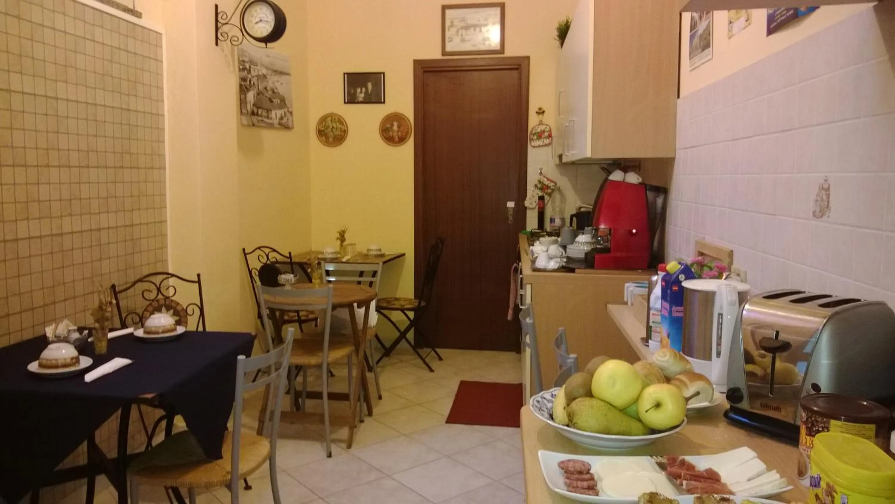 Communal kitchen in B&B I Mastrazzi Riposto Giarre