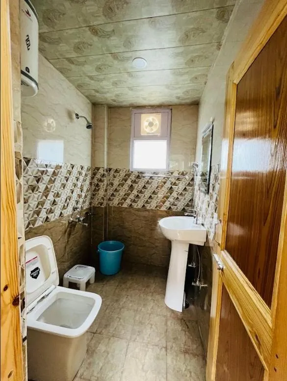 Toilet in The Massif Stay