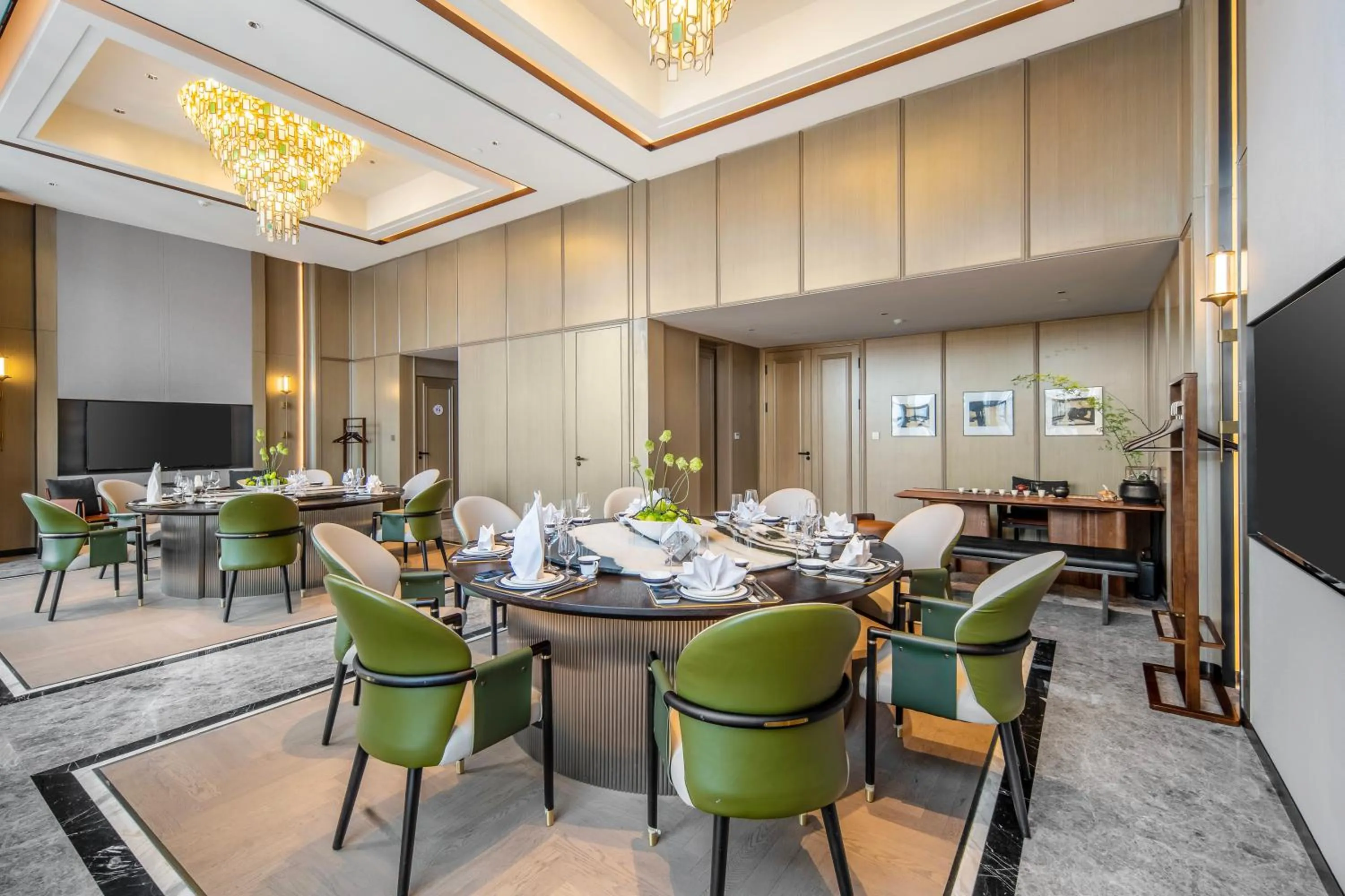 Restaurant/places to eat in Novotel Kunming City Center