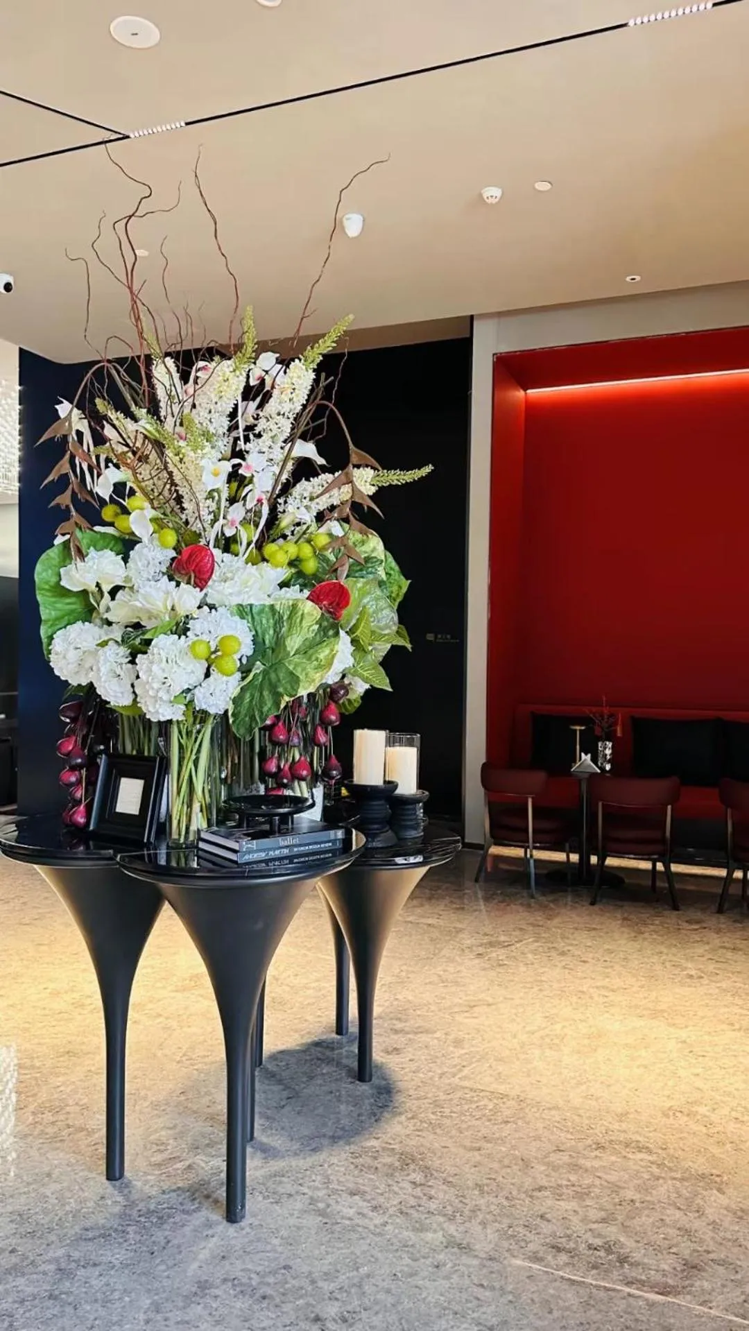 Lobby or reception in Novotel Kunming City Center