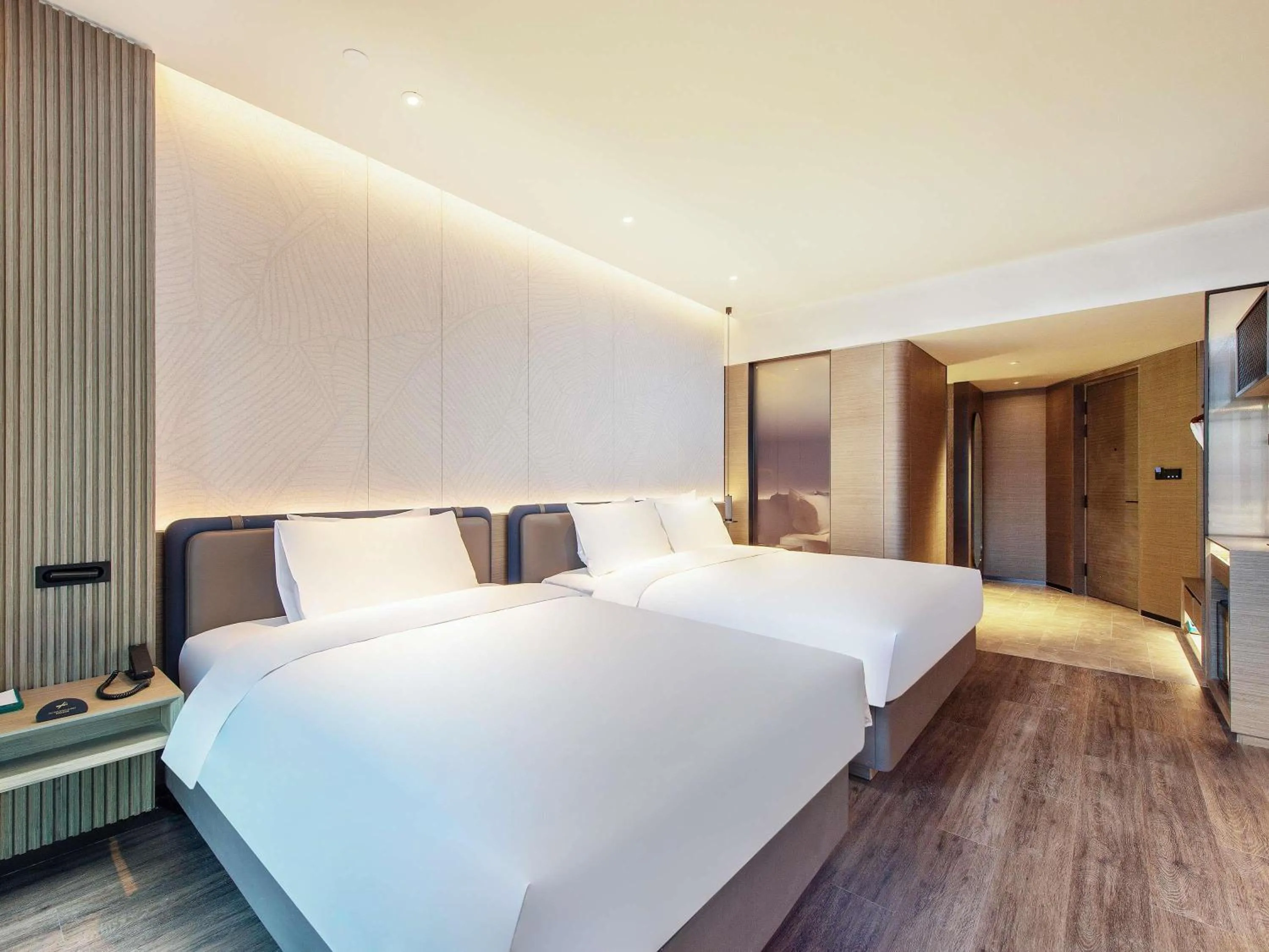 Bedroom in Novotel Kunming City Center