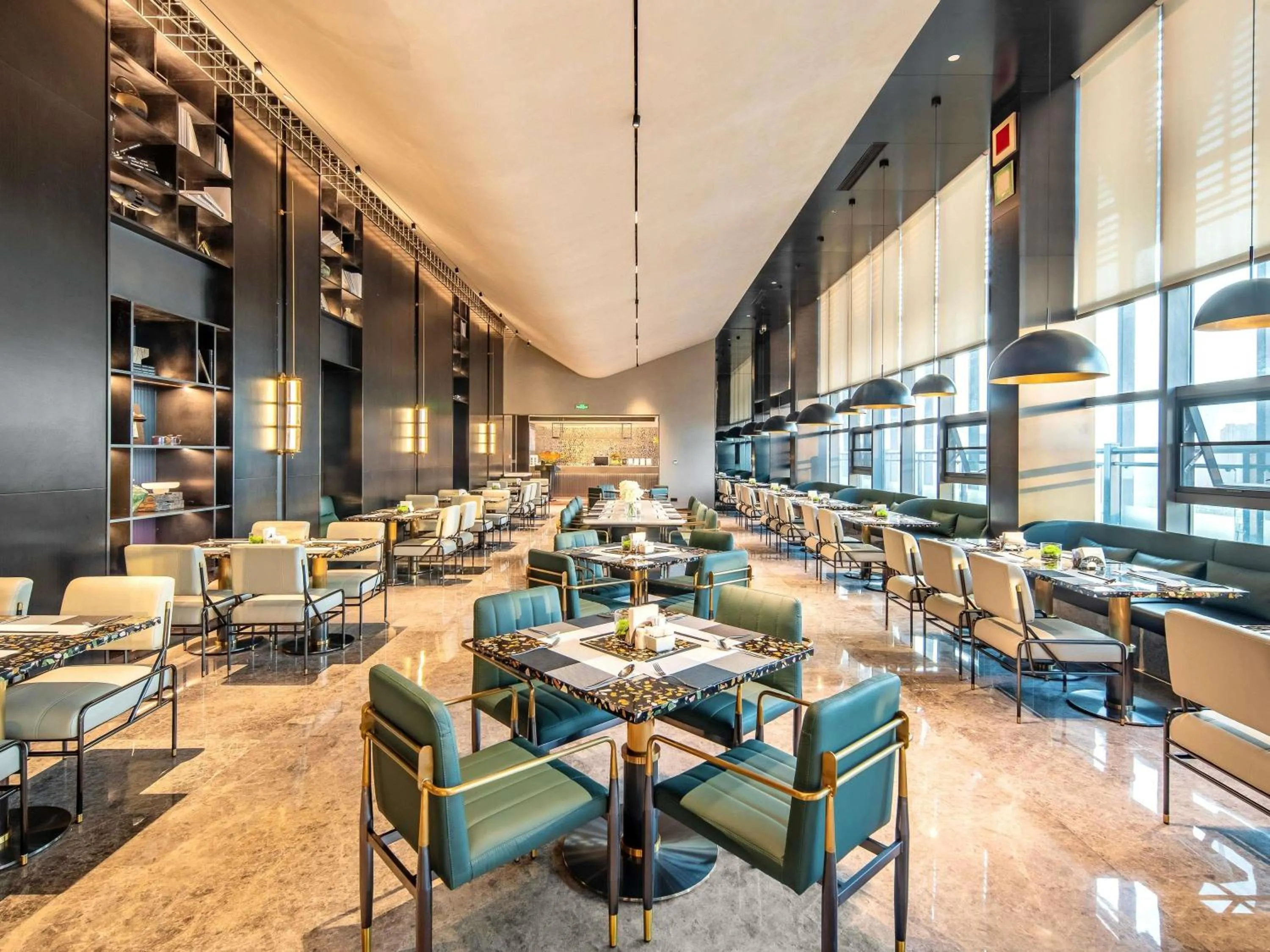 Restaurant/places to eat in Novotel Kunming City Center