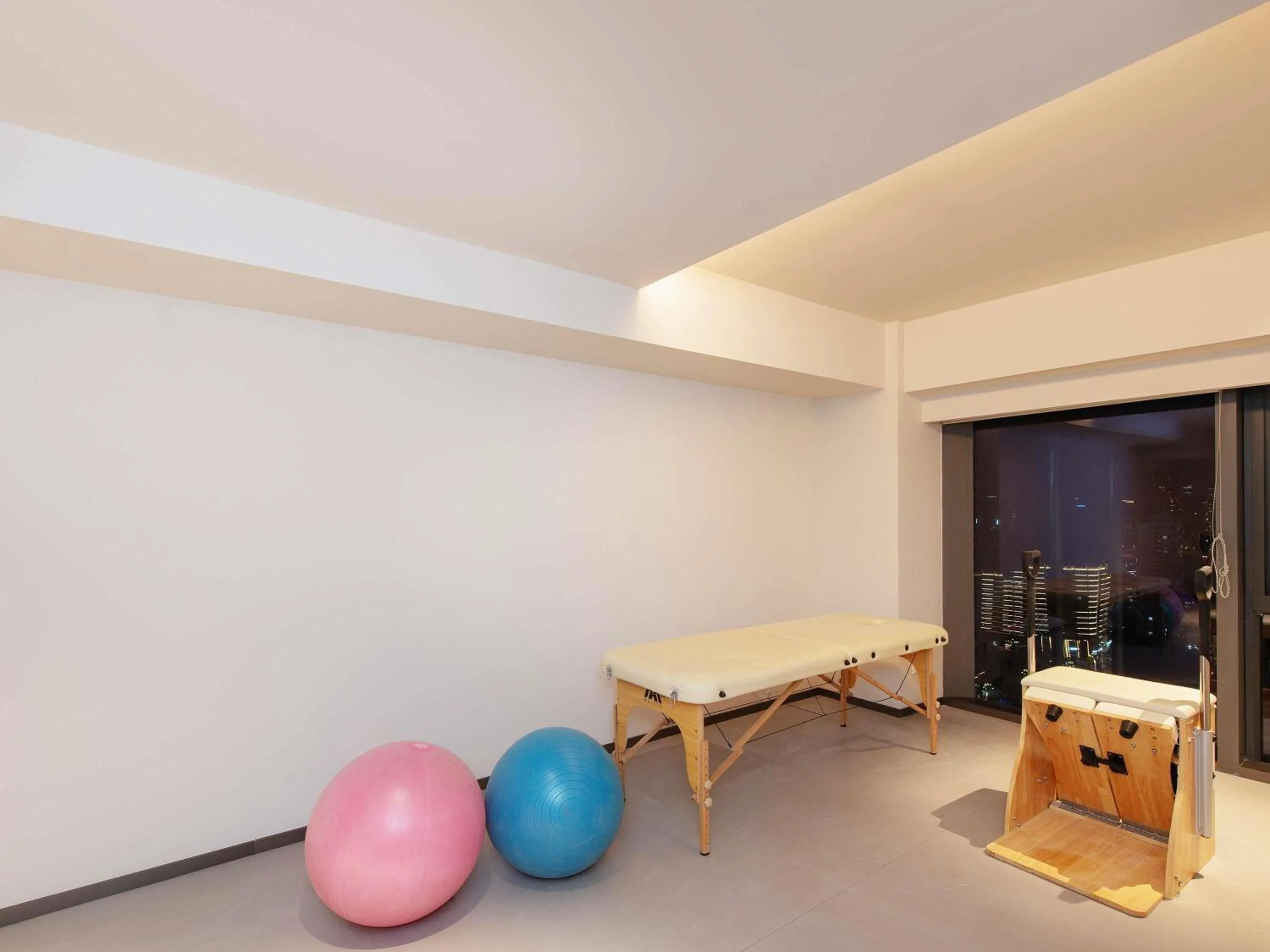 Fitness centre/facilities in Novotel Kunming City Center