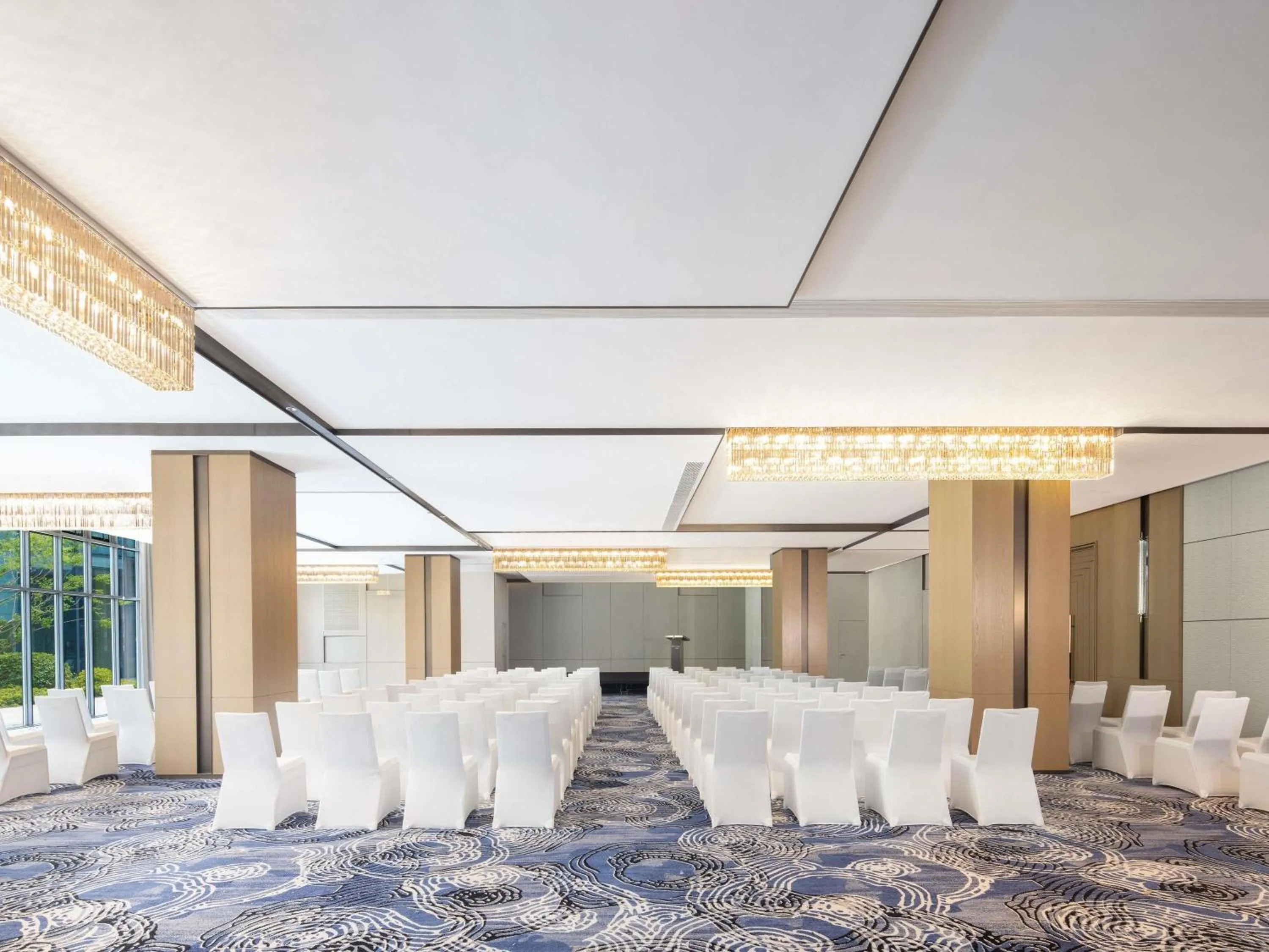 Meeting/conference room in Pullman Taizhou Shenxianju