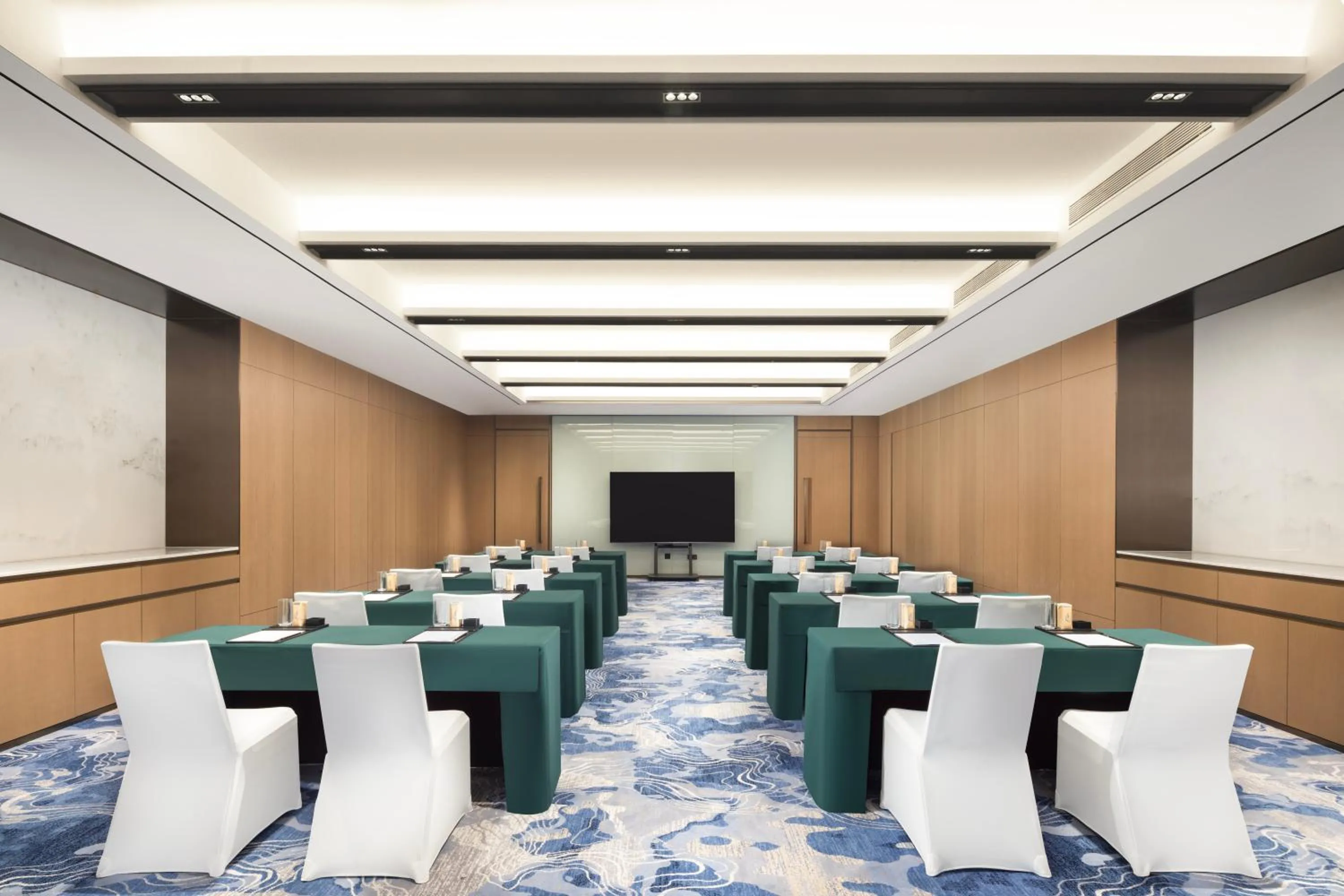 Meeting/conference room in Pullman Taizhou Shenxianju