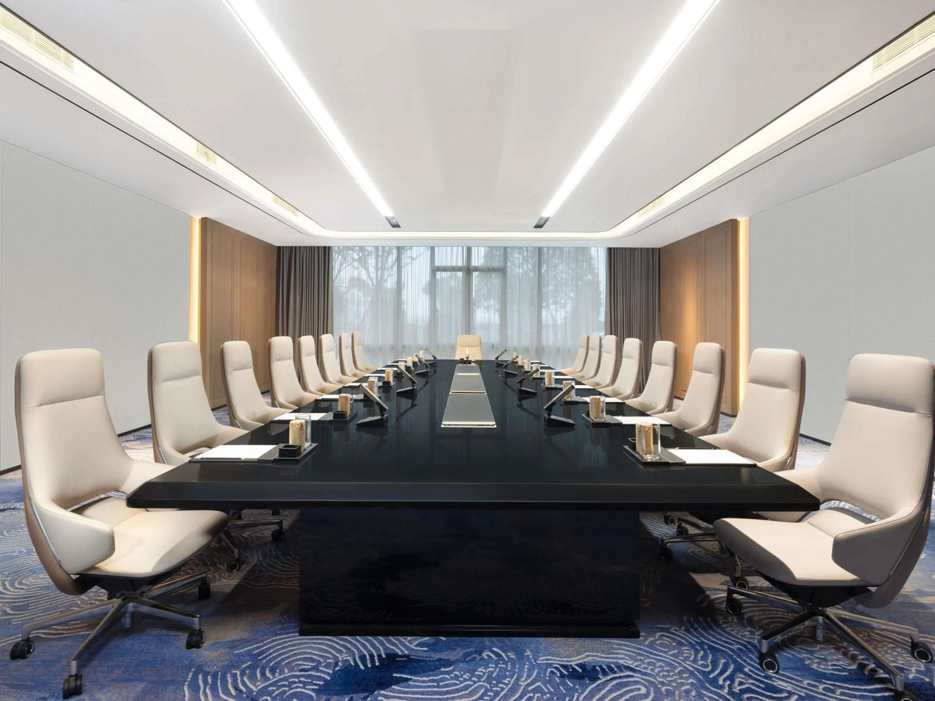 Meeting/conference room in Pullman Taizhou Shenxianju