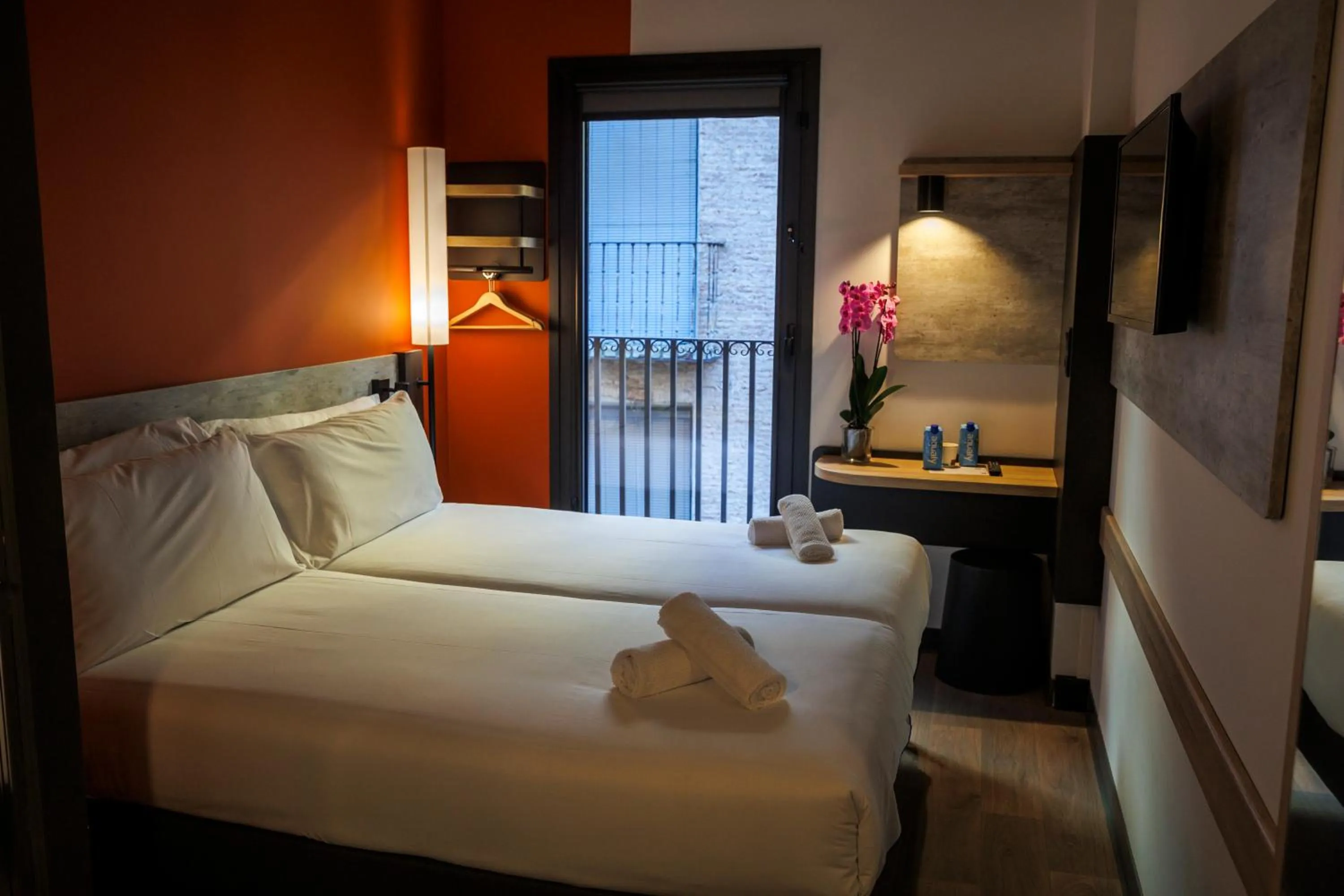 Bed in ibis budget Logroño Centro