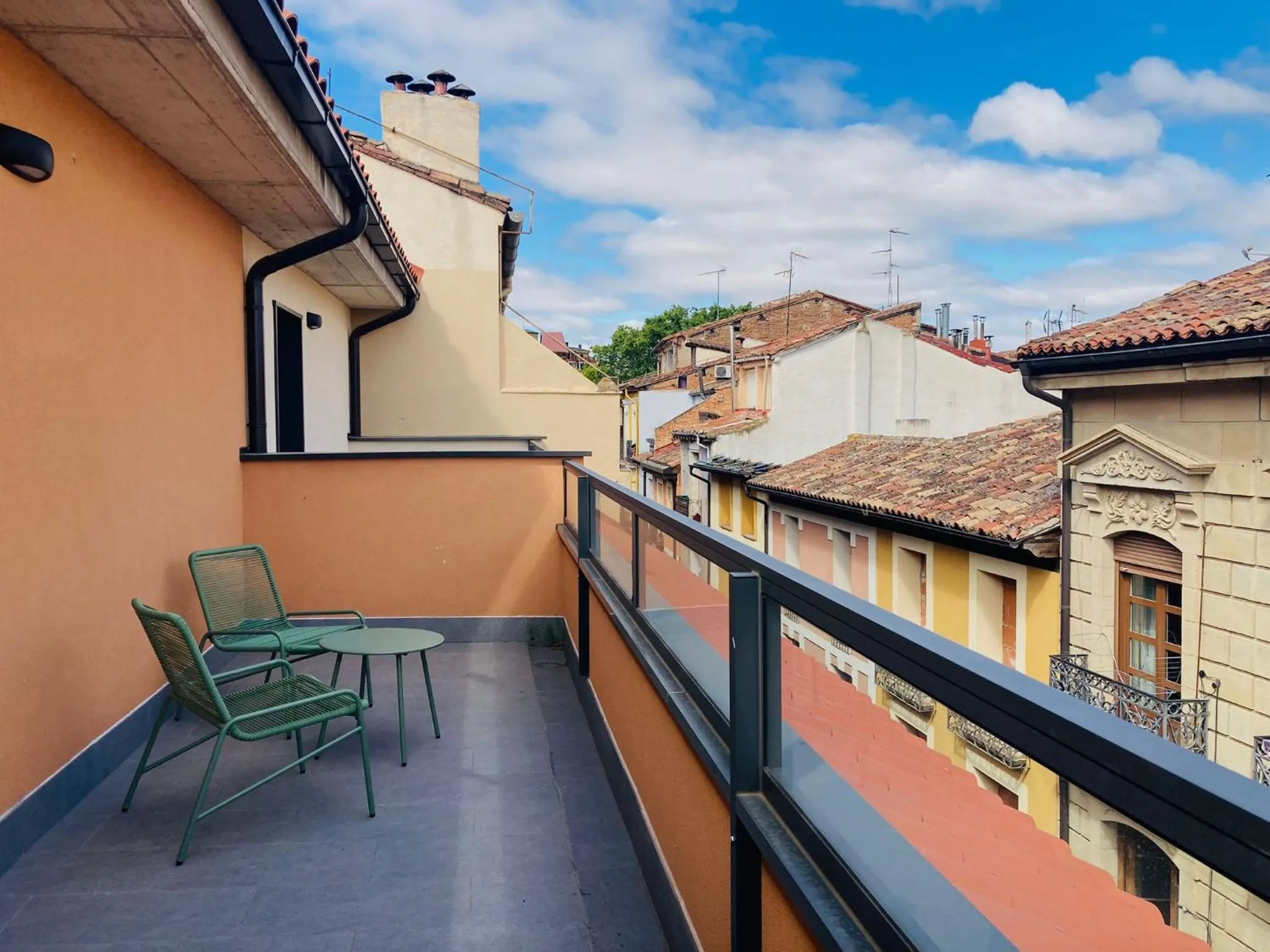 Balcony/Terrace in ibis budget Logroño Centro