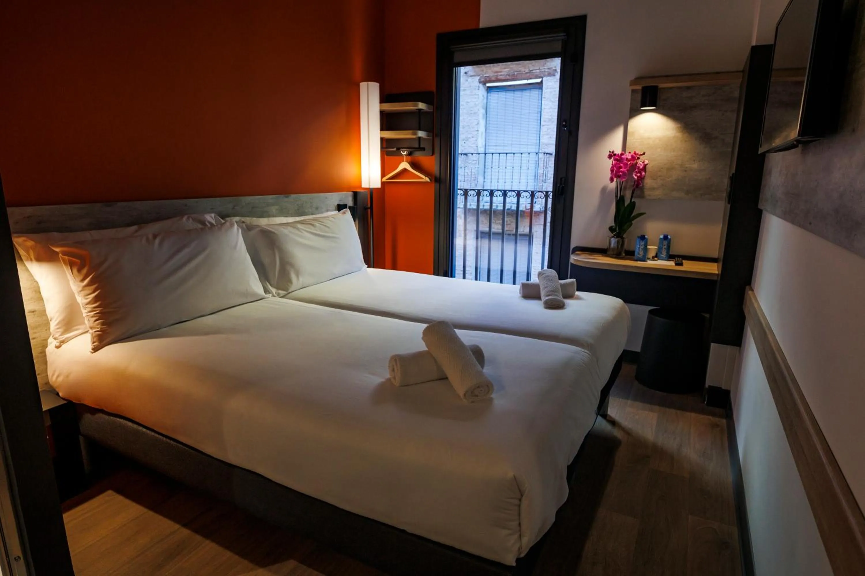 Bed in ibis budget Logroño Centro