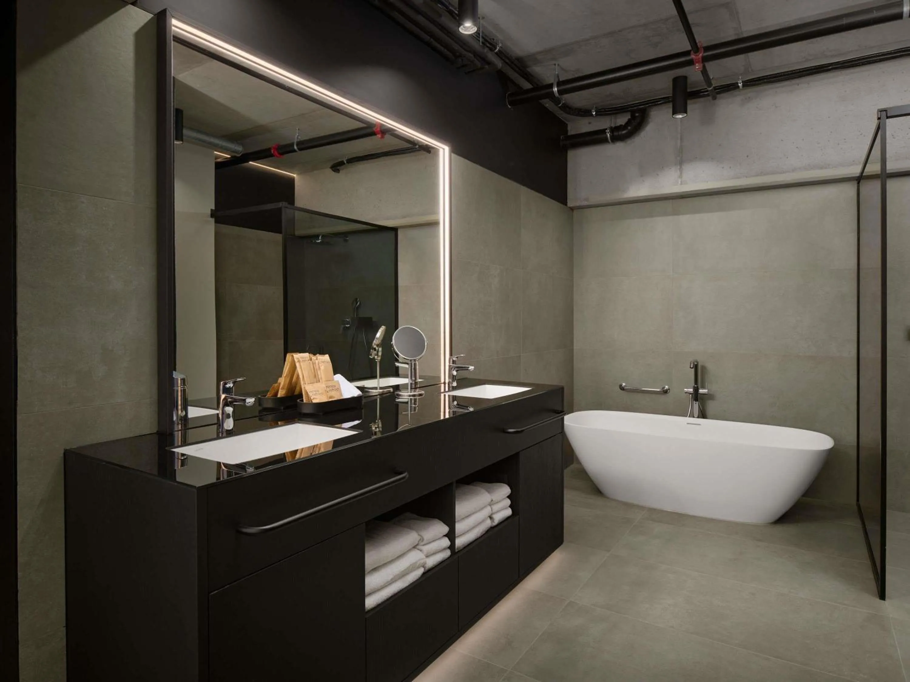 Bedroom in Pullman Zagreb