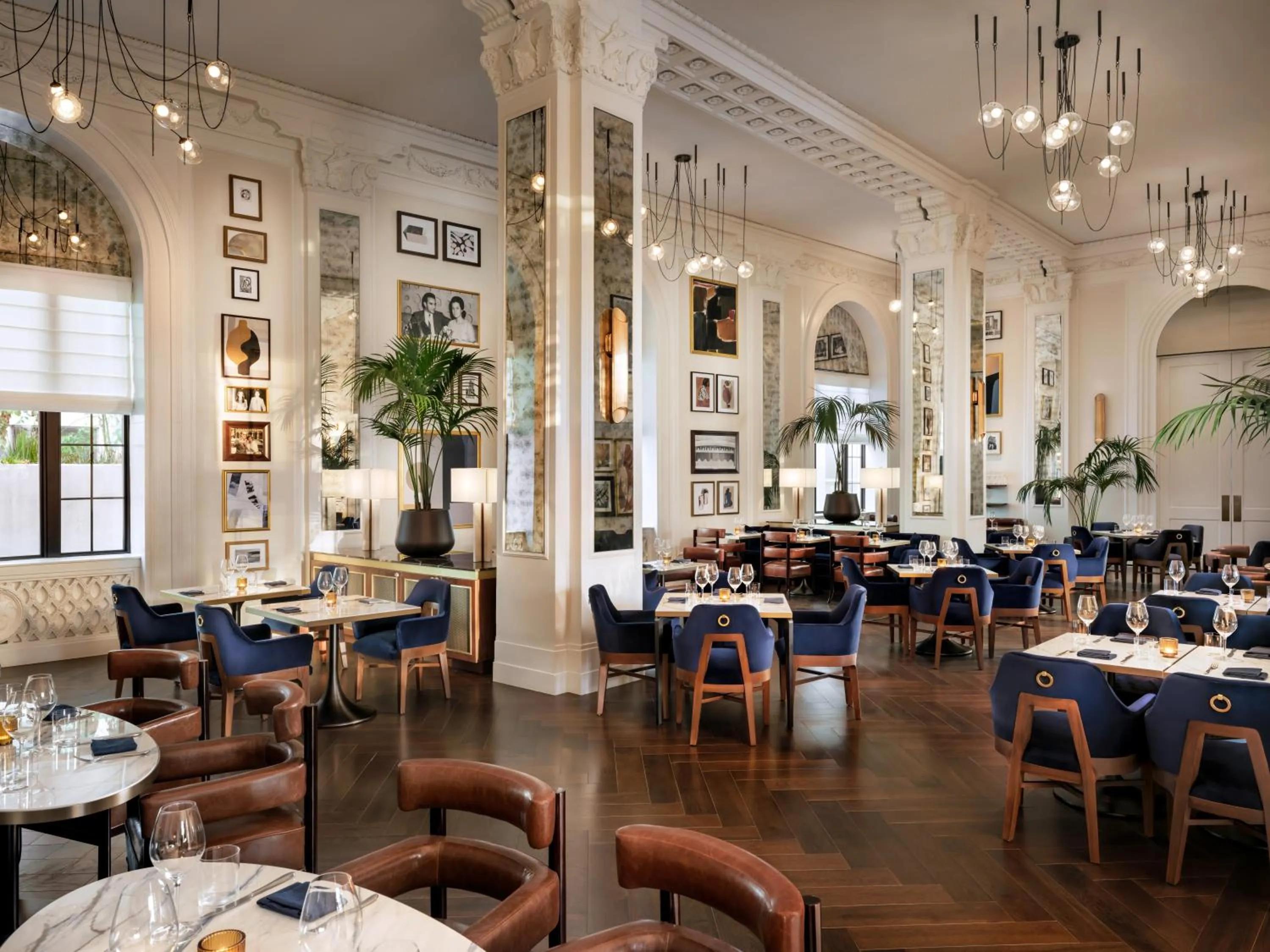 Restaurant/places to eat in Fairmont Breakers Long Beach