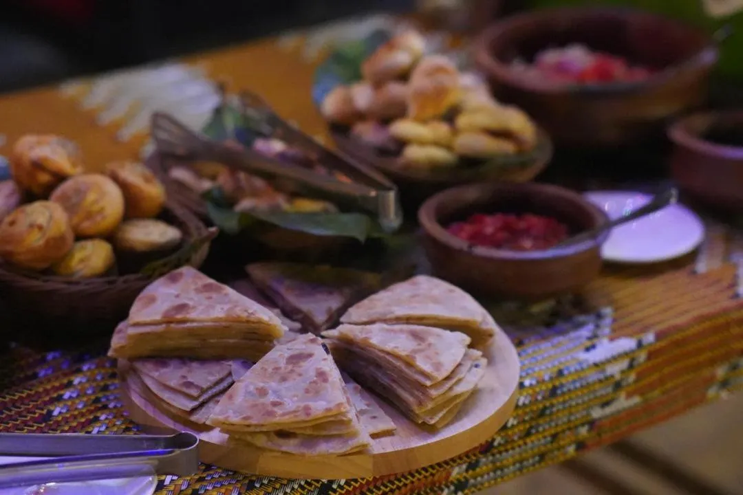 Evening entertainment in Paje By Night Bungalows